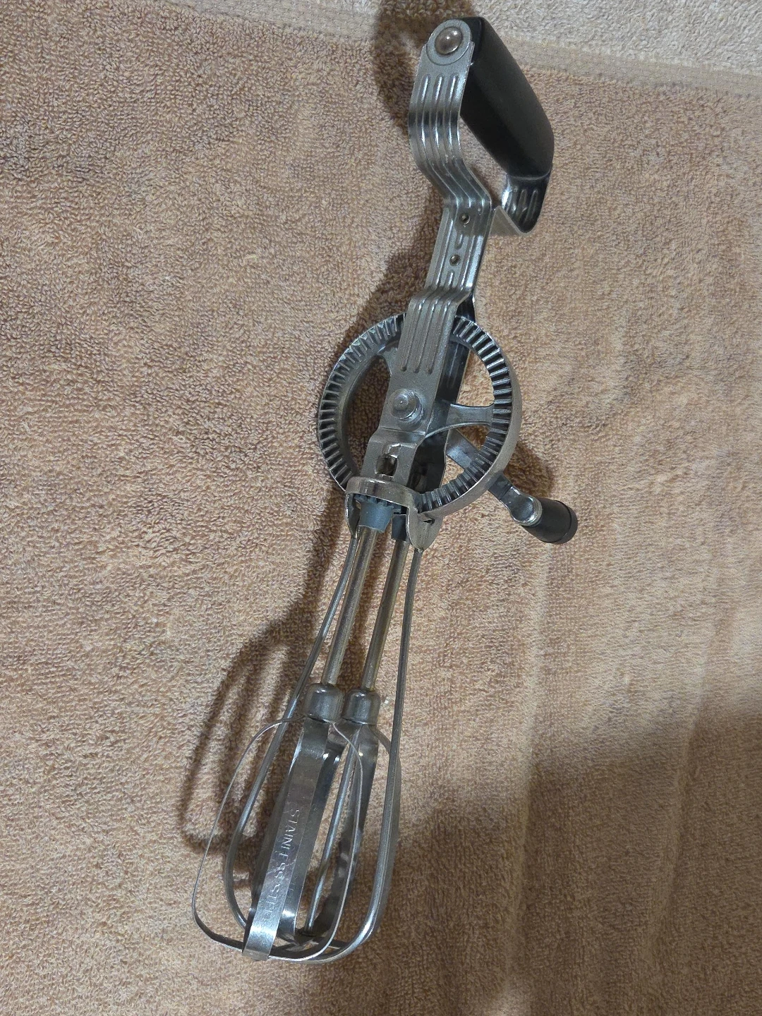 Vintage Hand Crank Egg Beater