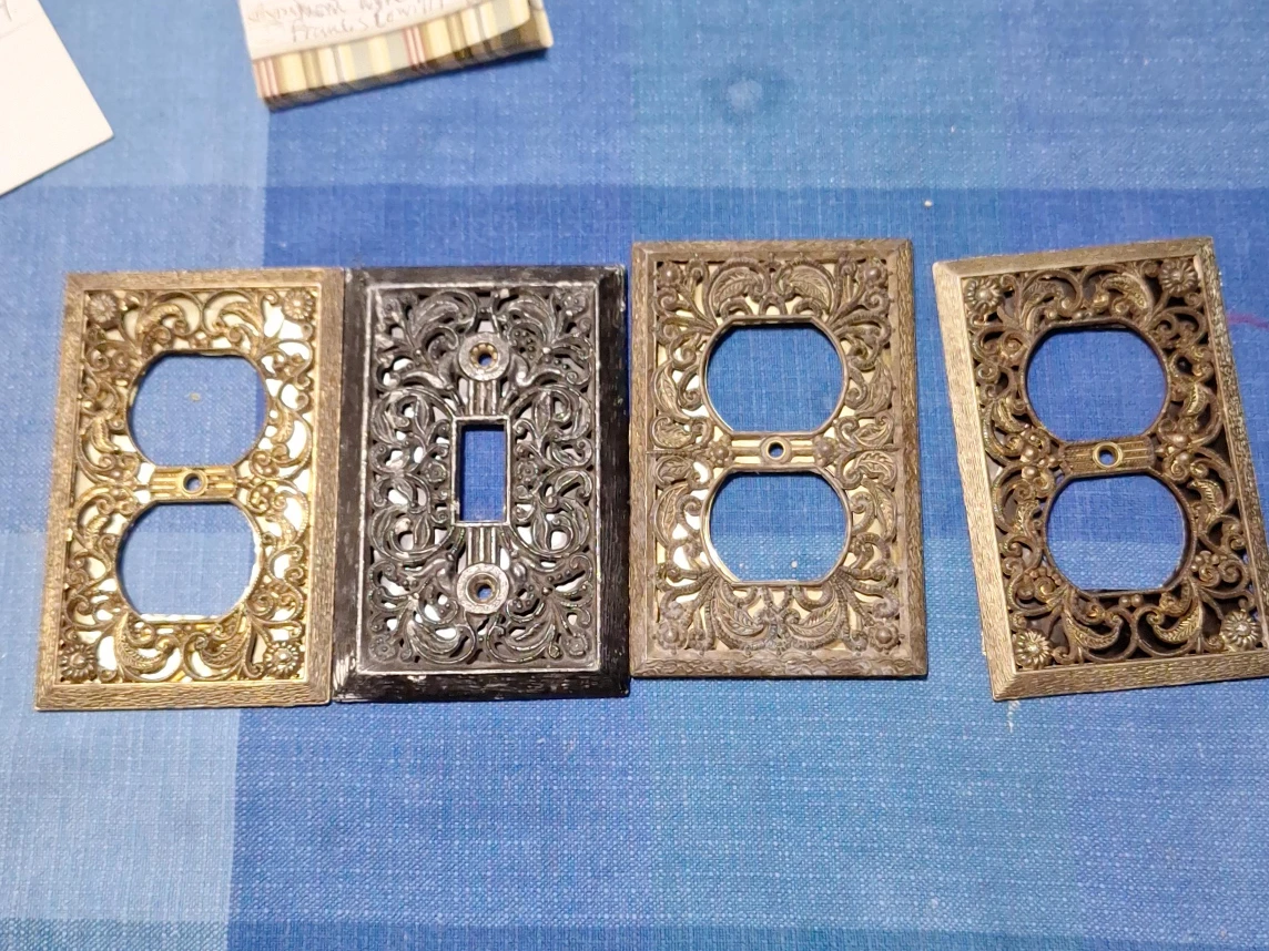Ornate Decorative Outlet and Switch Plate Covers (Set of 4)