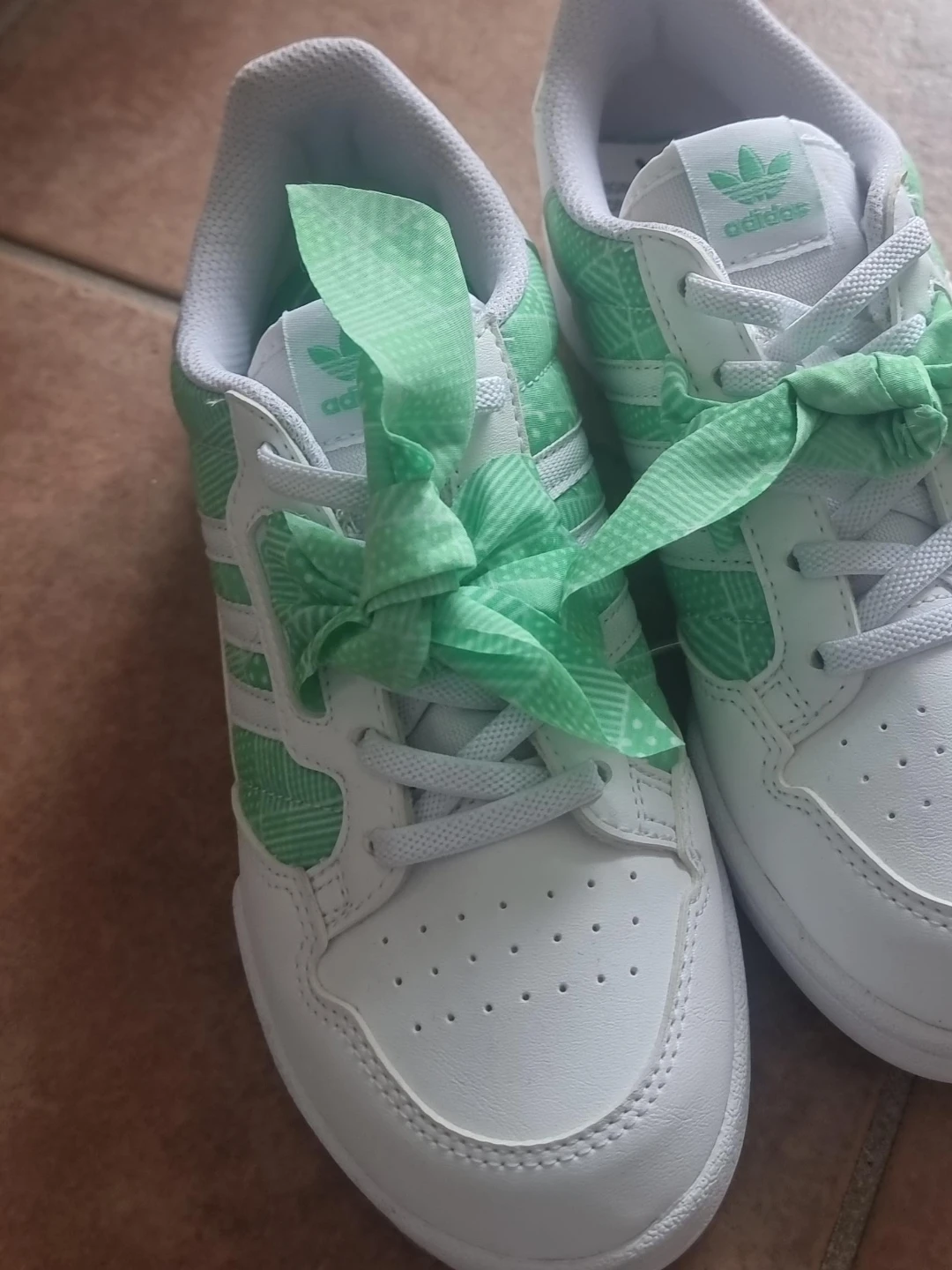 Adidas Continental 80 Shoes - White & Green - Kids Size 2.5