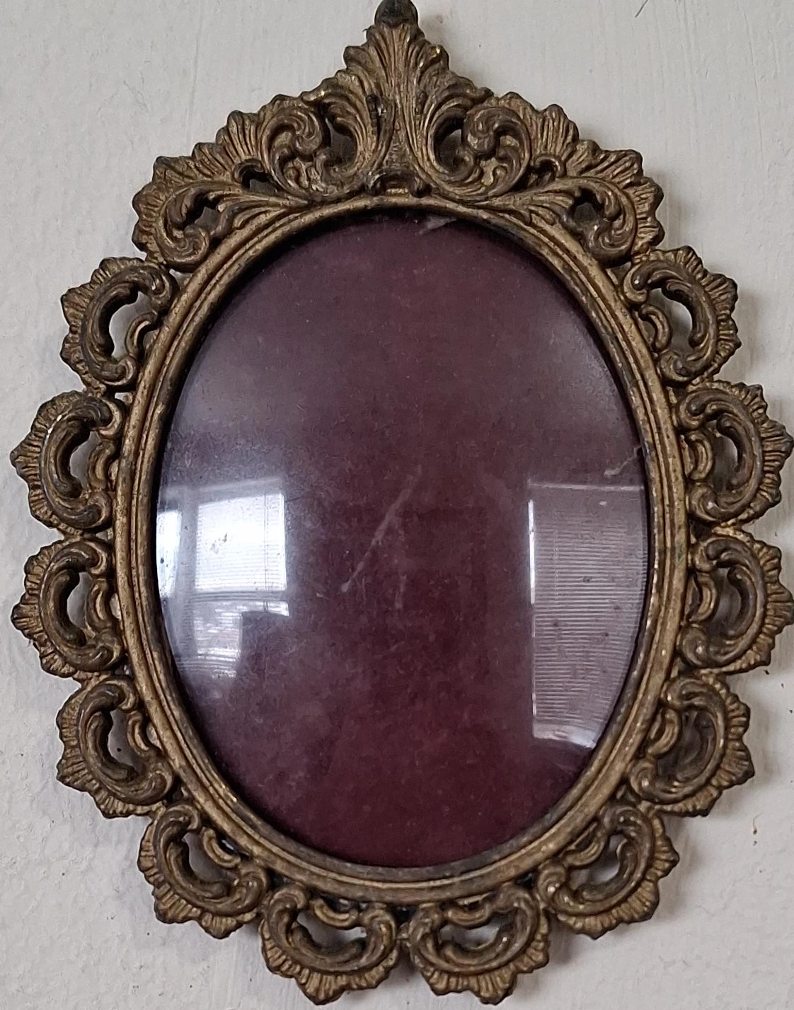 Ornate Vintage Oval Photo Frame
