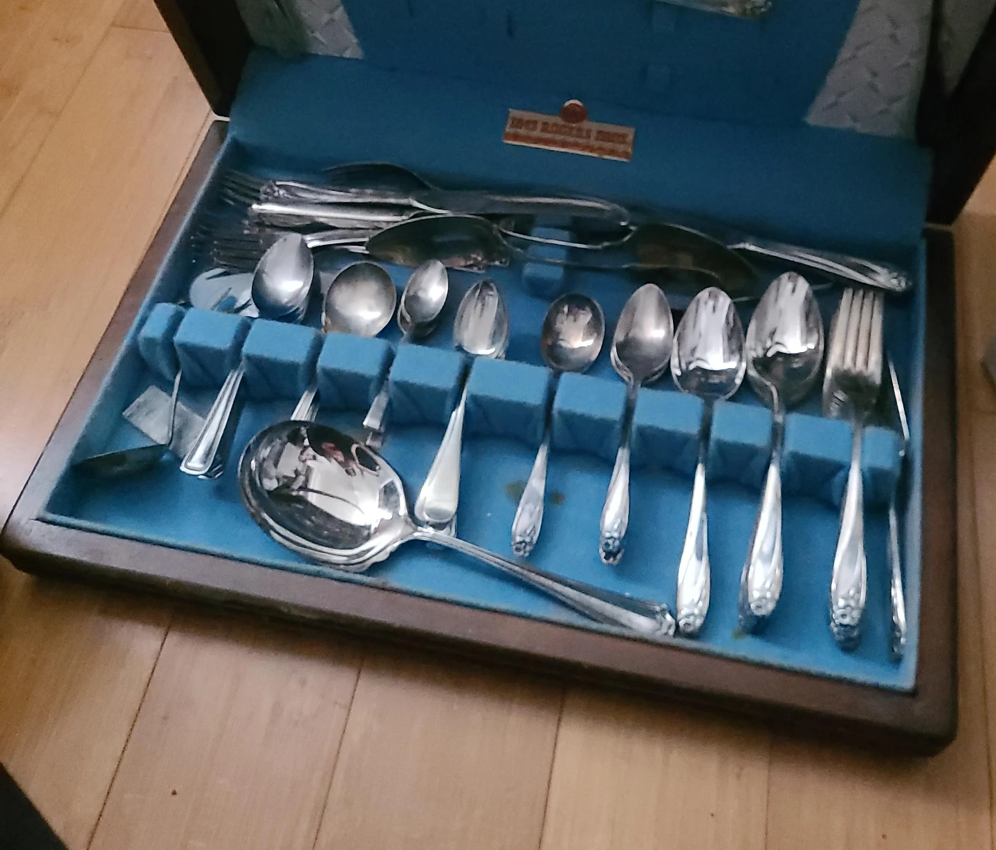 1847 Rogers Bros. Silverware Set in Case