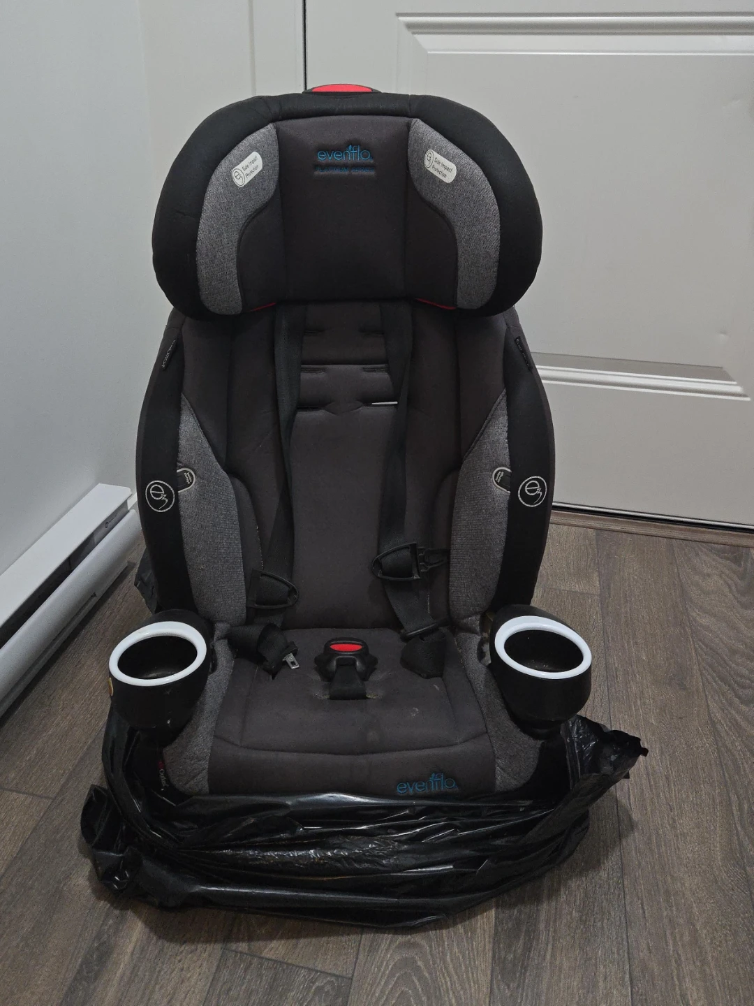 Evenflo Booster Car Seat - photo 2