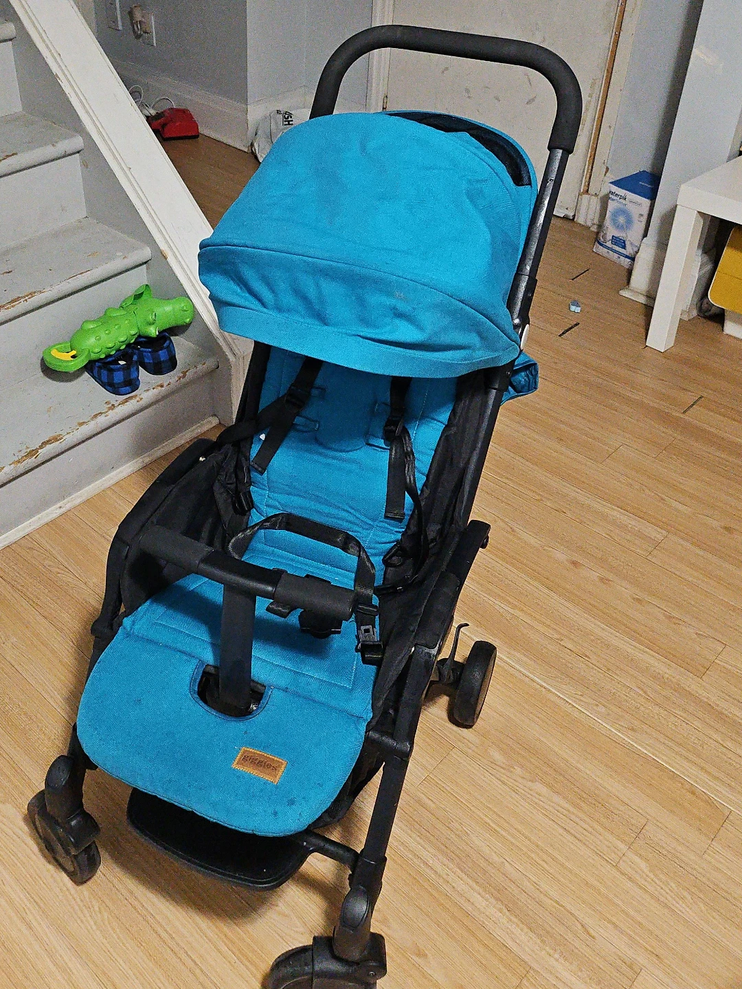Giggles Blue Stroller- YoYo type - photo 2