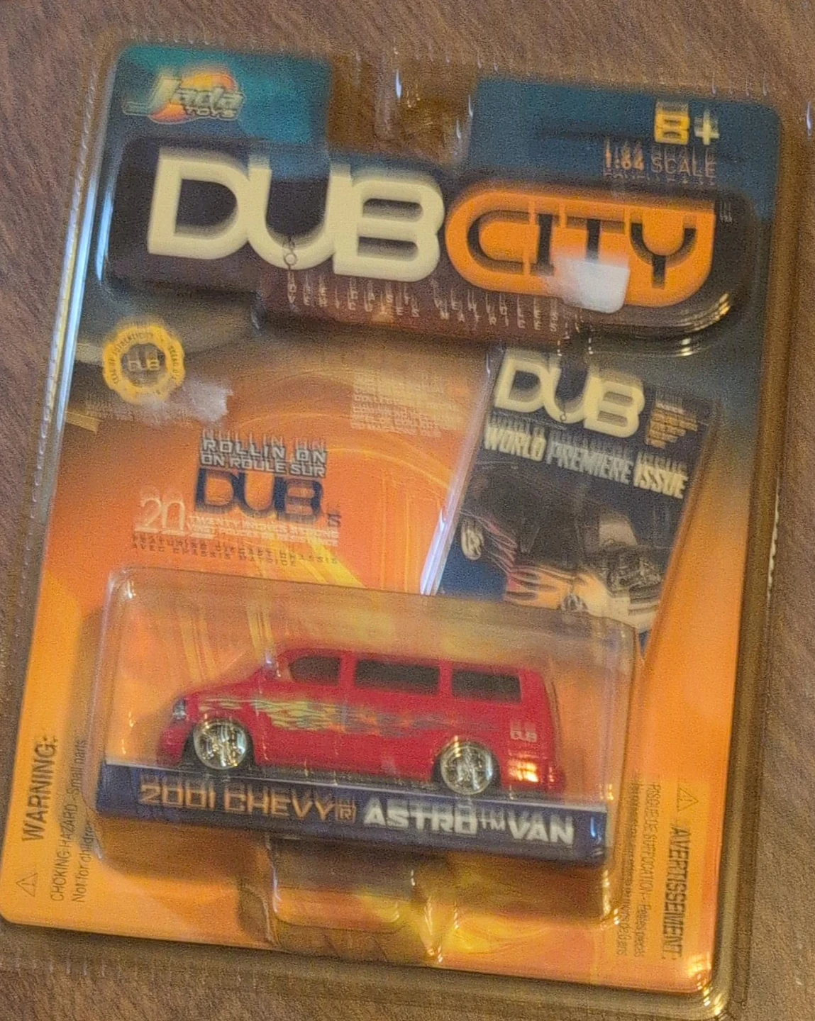 New DUB City 2001 Chevy Astro Van 1:64 Scale