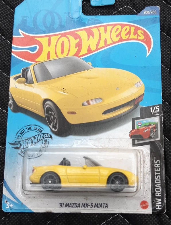 Hot Wheels '91 Mazda MX-5 Miata - Yellow