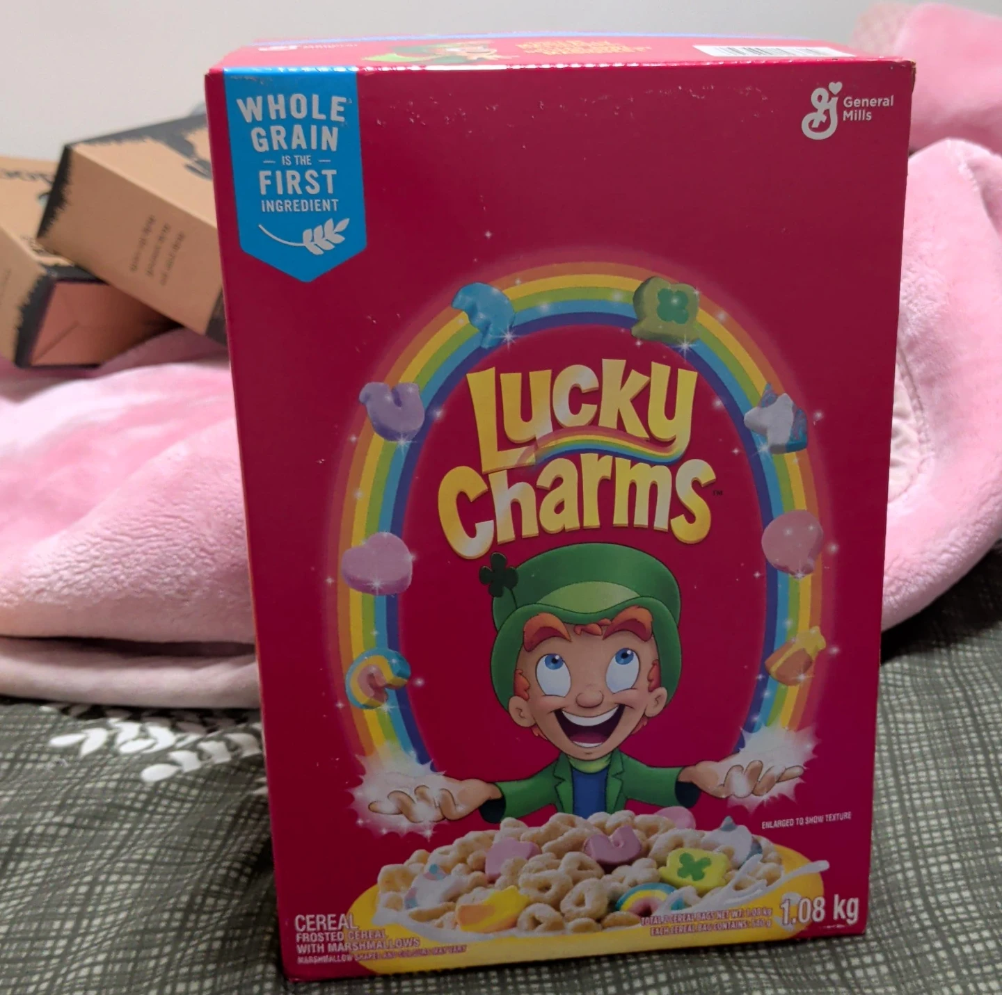 Lucky Charms Frosted Cereal with Marshmallows 1.08 kg