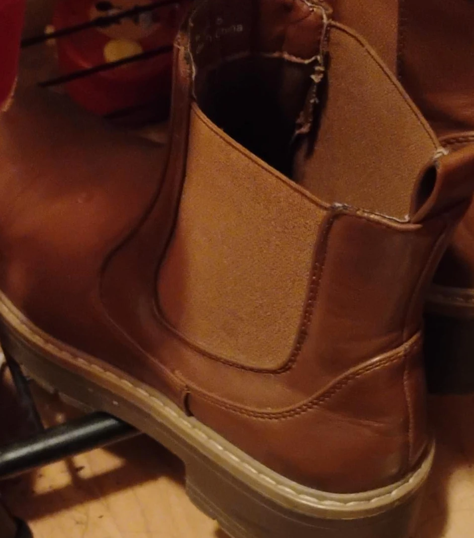 Women's Brown Chelsea Boots Size 6