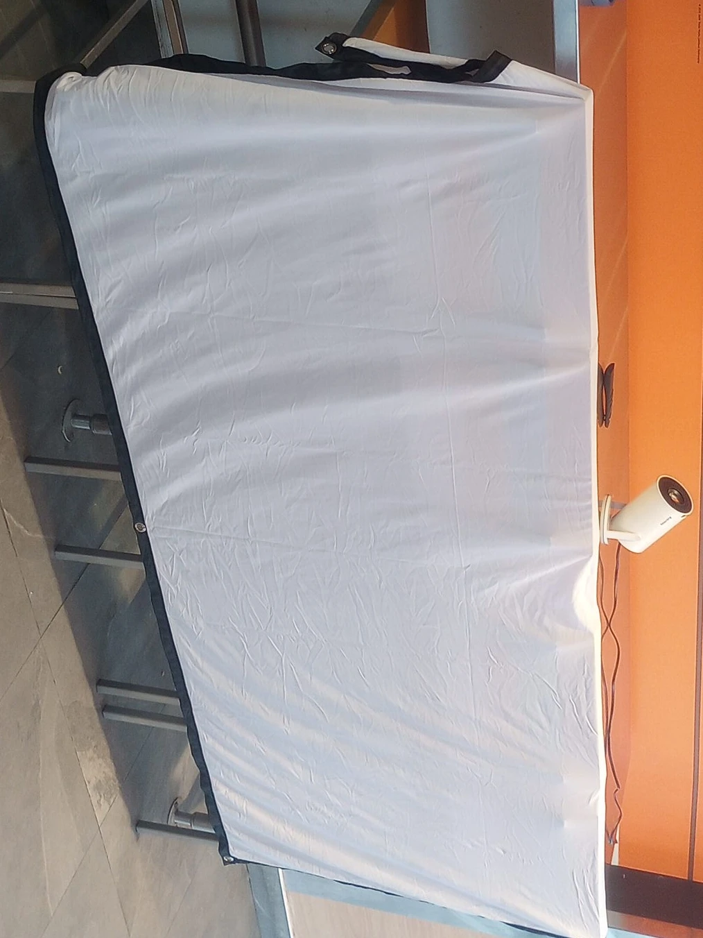 Projector Screen - White