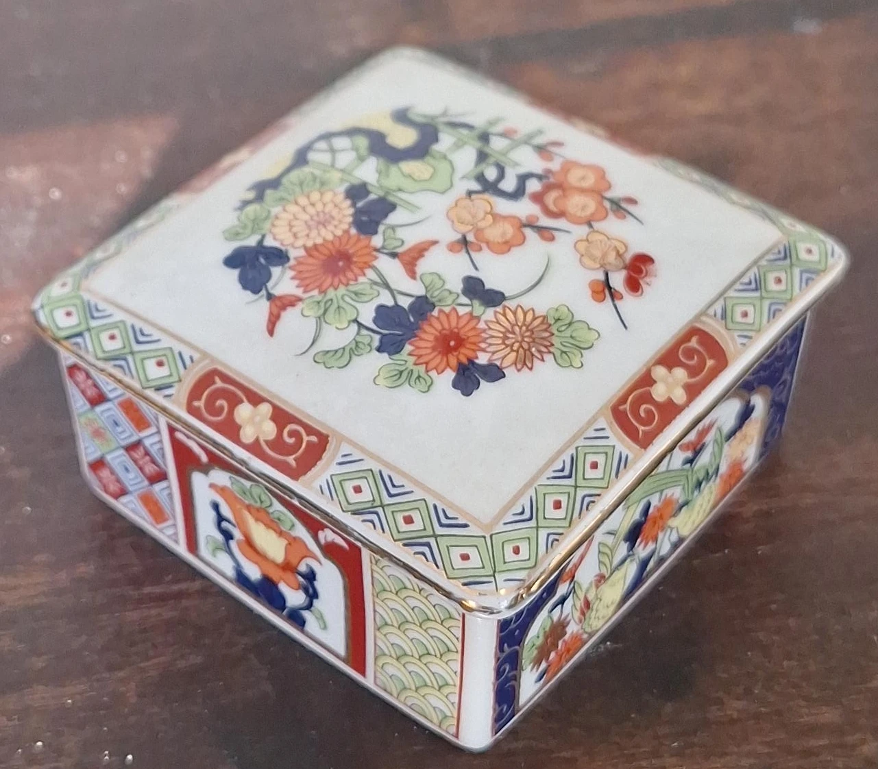 Vintage Floral Trinket Box