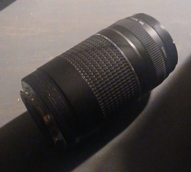 Canon Zoom Lens EF 75-300mm