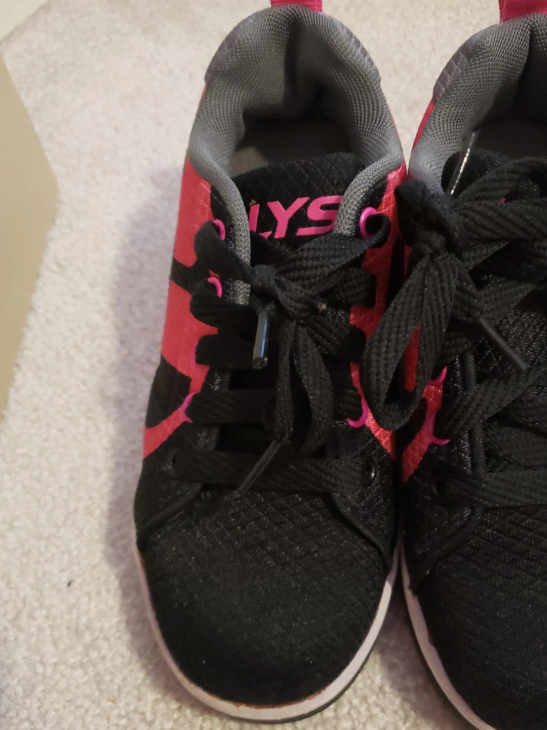 Heelys Roller Shoes - Black/Pink