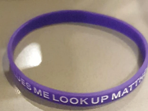 Purple Rubber Bracelet - Matthew 18 AKJV