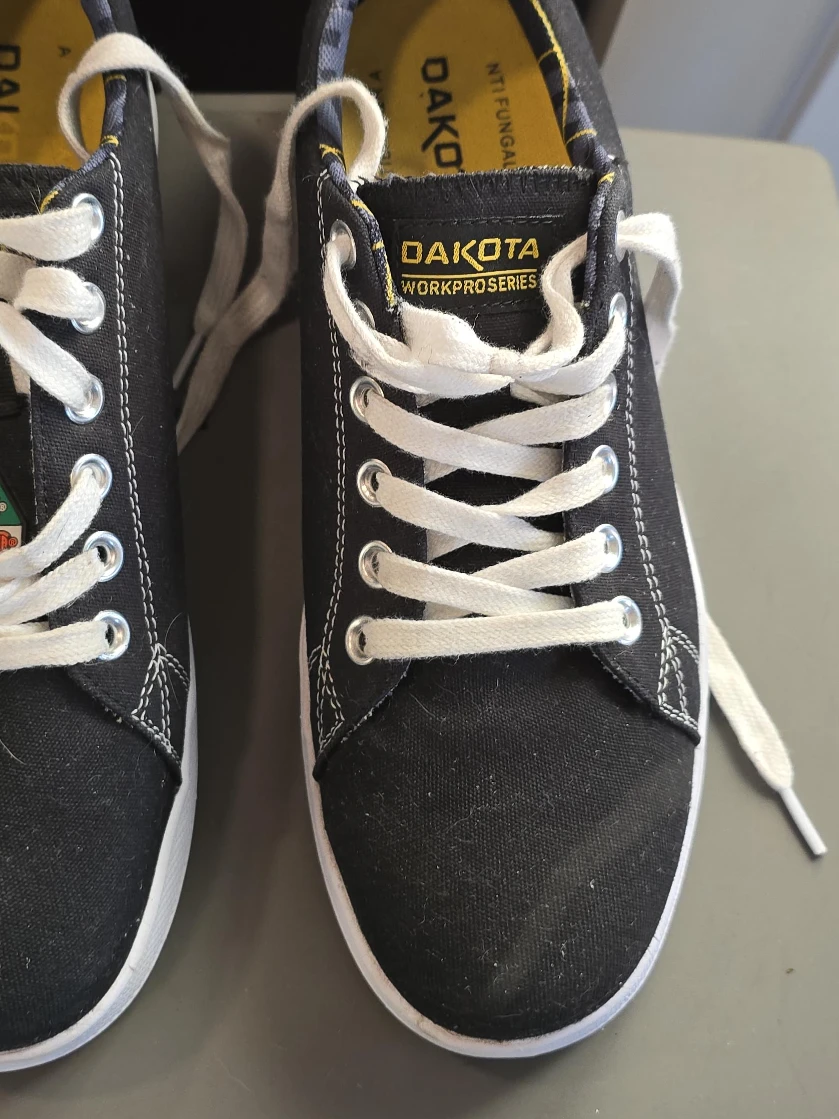 Dakota Workpro Series Black Sneakers Size 9.5