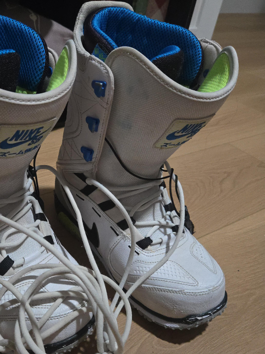 Nike SB Zoom Force 1 Snowboard Boots - White