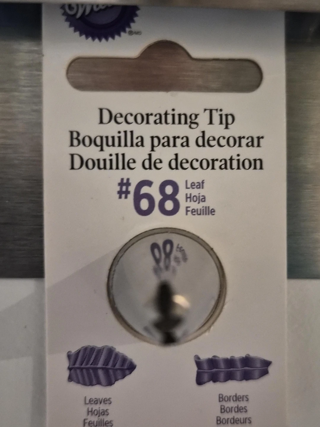 Wilton Decorating Tip #68 Leaf