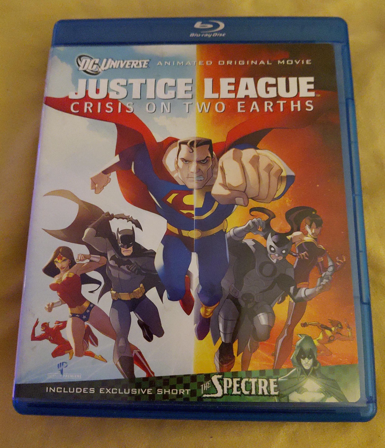 DC Universe Justice League: Crisis on Two Earths Blu-ray