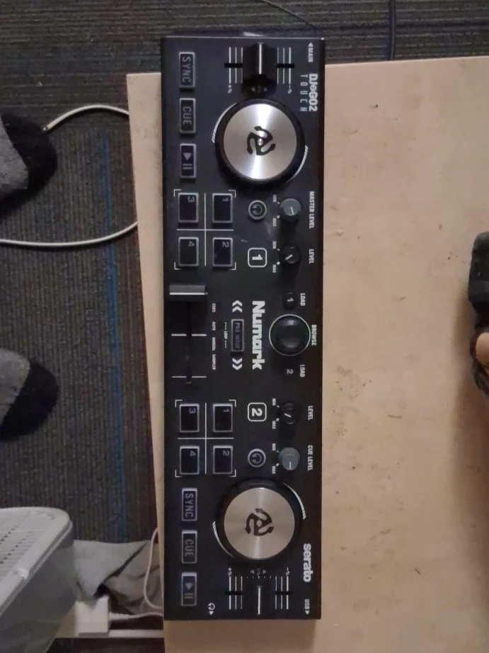 Numark DJGO2 TOUCH DJ Controller