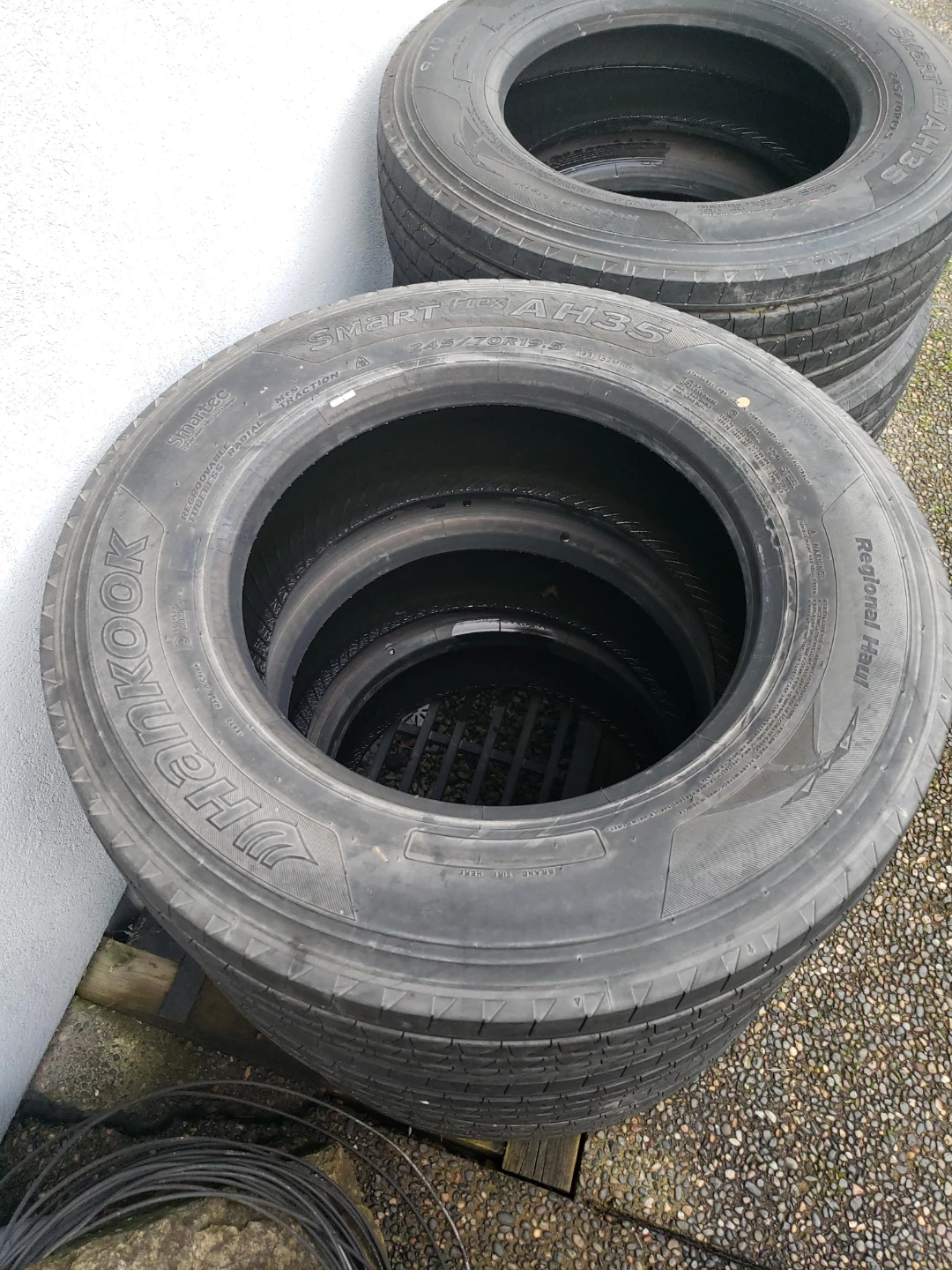 245/70R19.5 Hankook Smart Flex AH35 Tires - 245/70R19.5