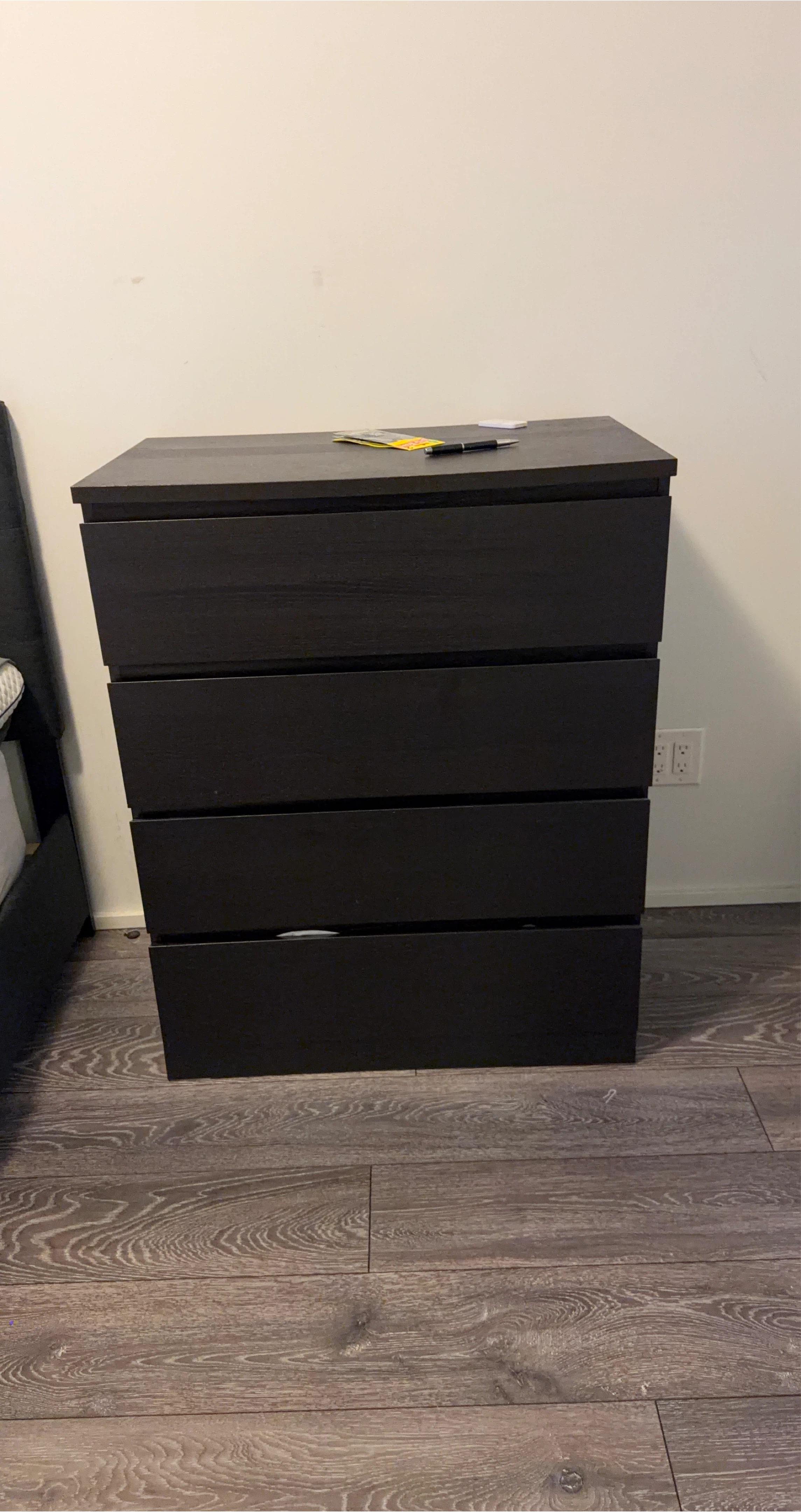 IKEA MALM 4-drawer dresser