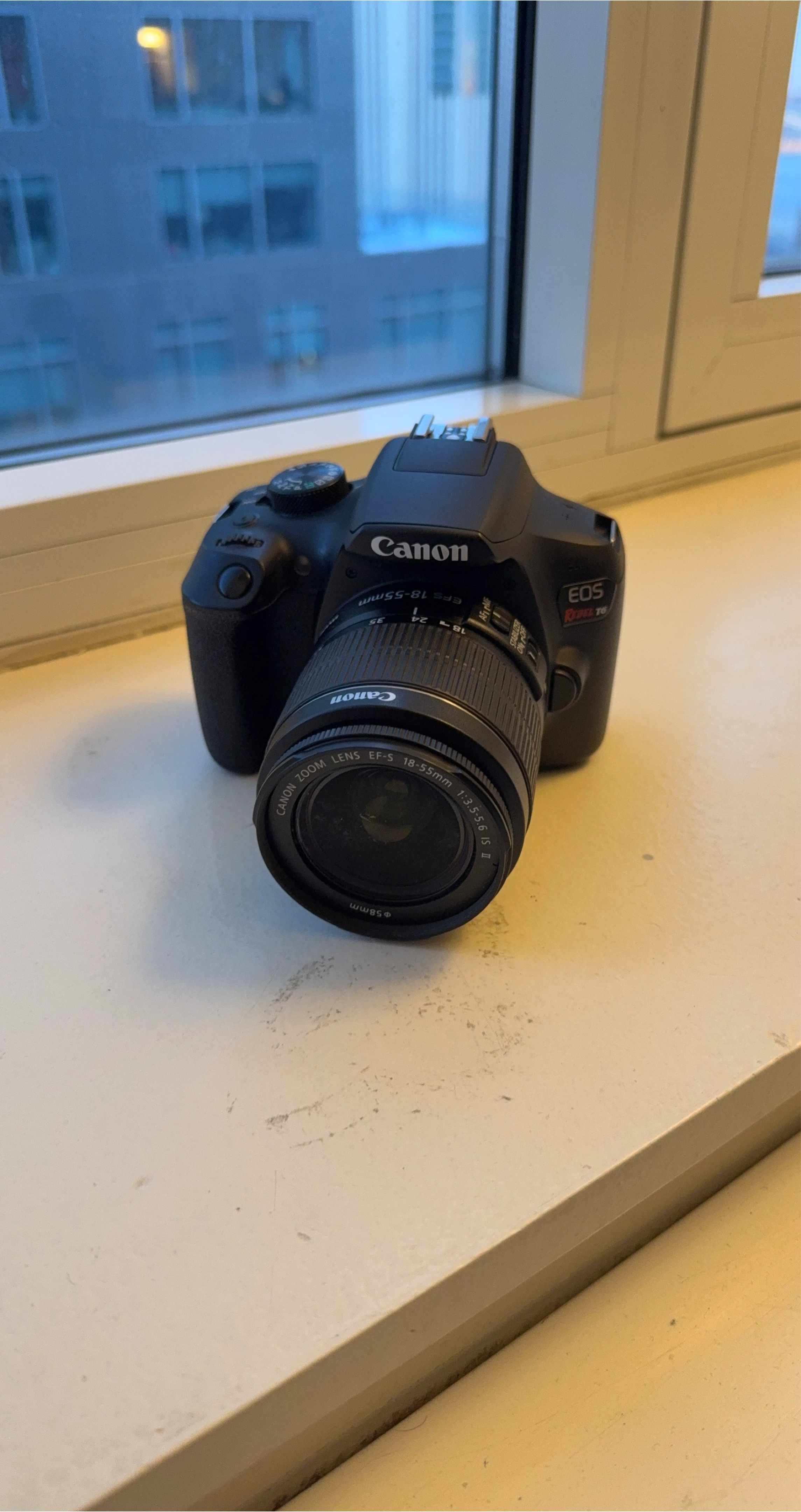 Canon EOS Rebel T6 DSLR Camera with 18-55mm Lens