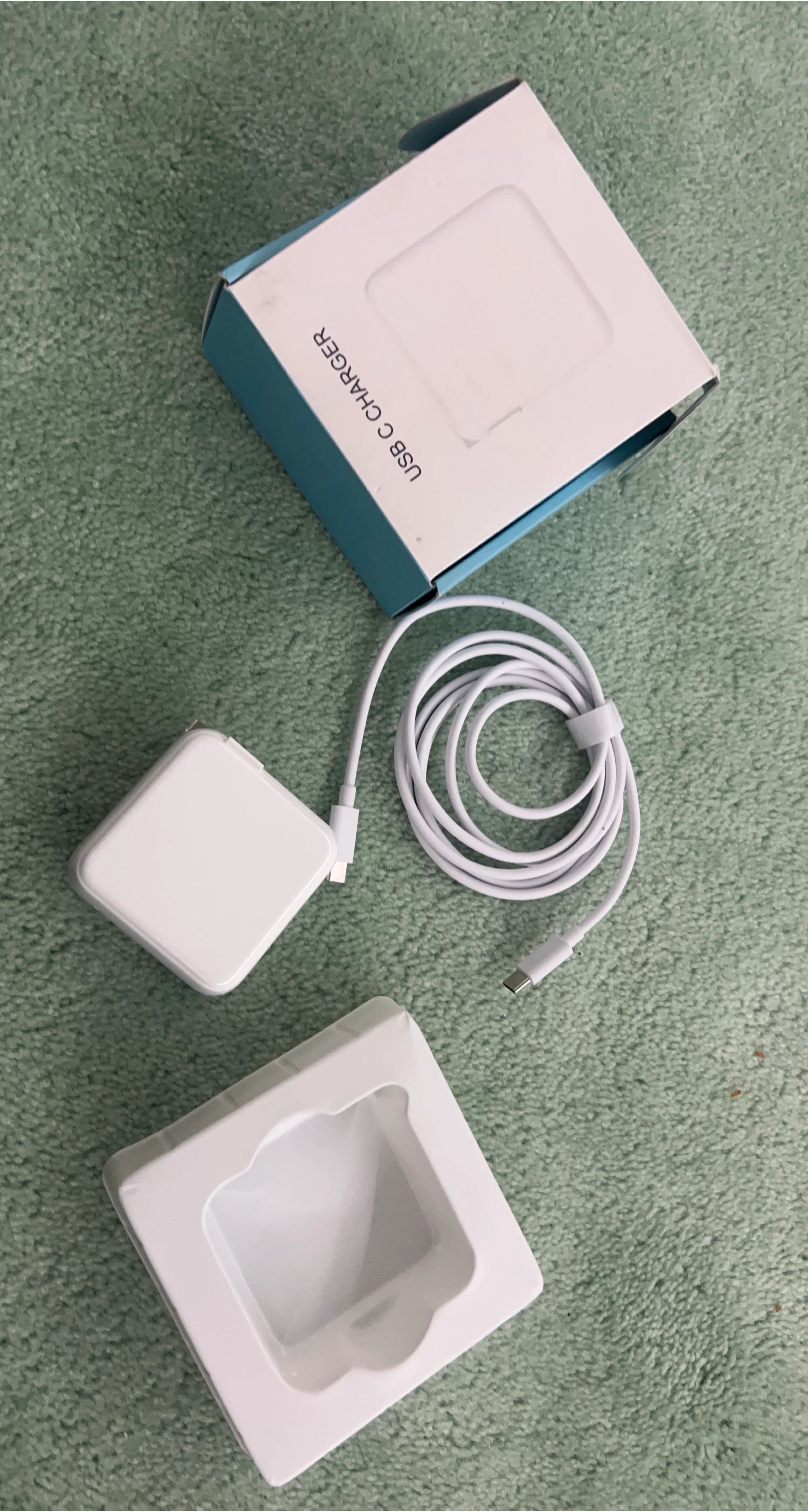 USB C laptop/iphone Charger with Cable