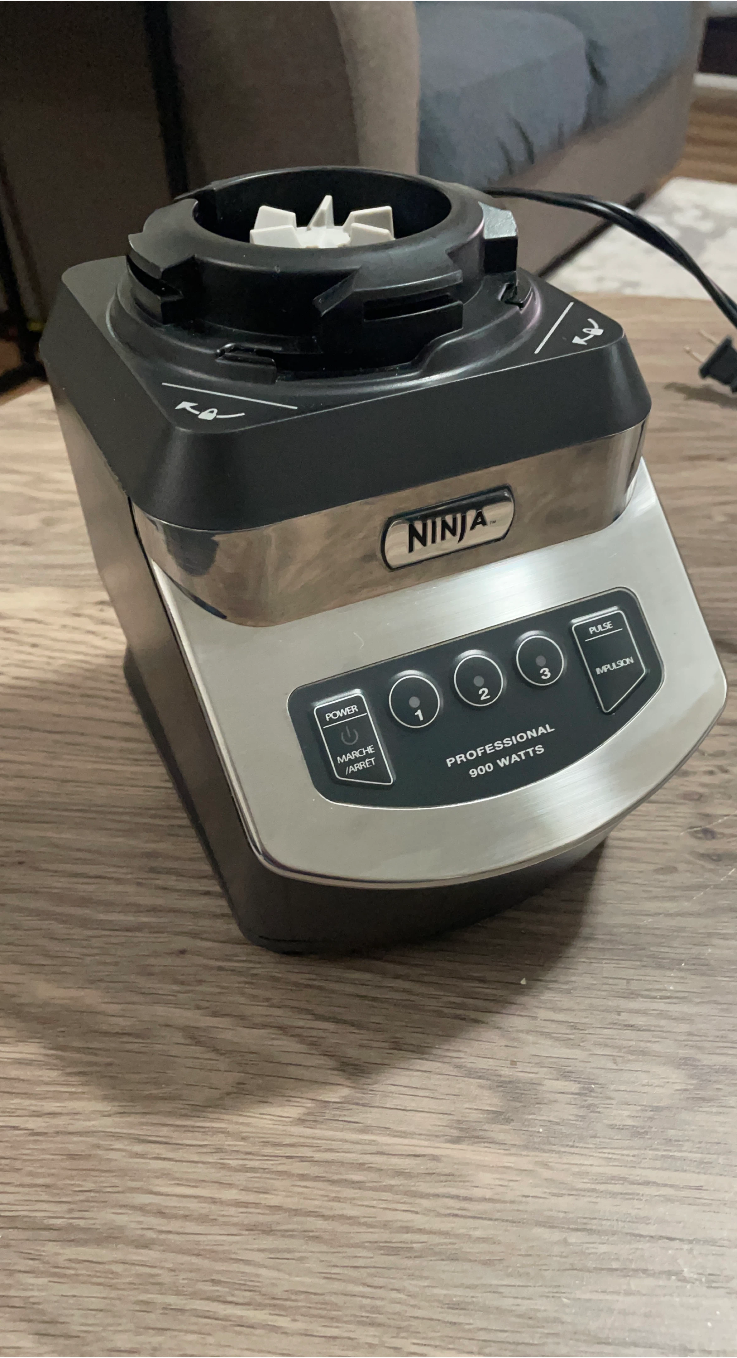 Ninja Professional 900 Watts Blender Base