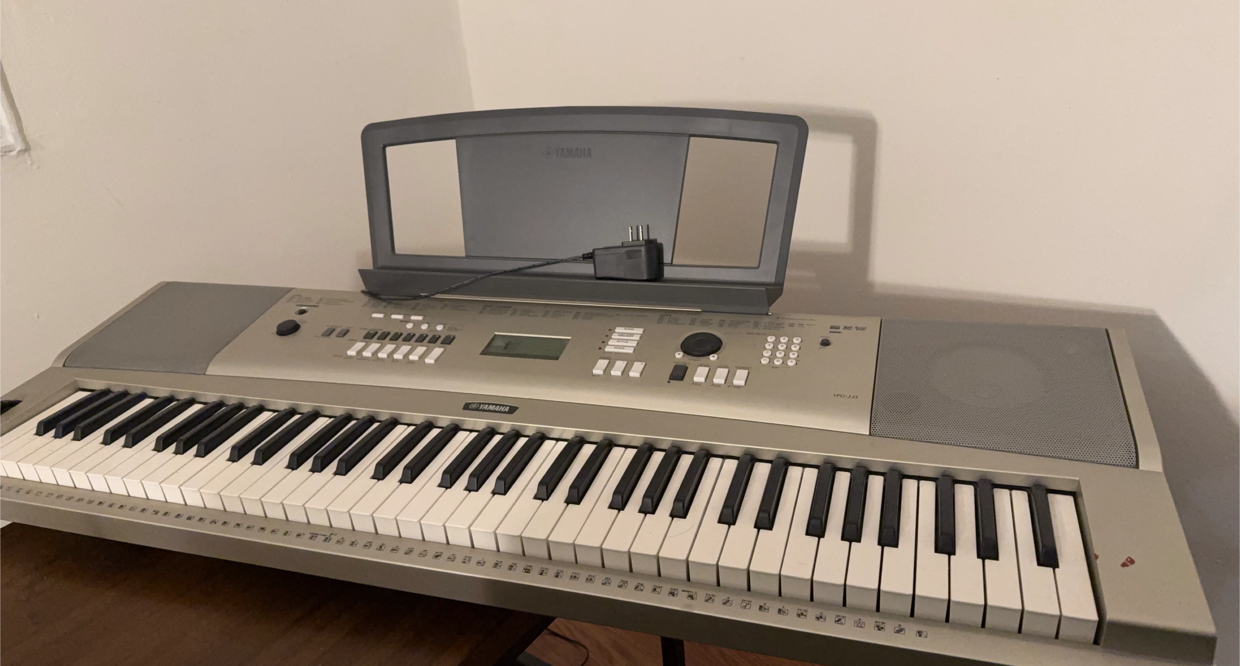Yamaha YPG-235 Portable Grand Keyboard