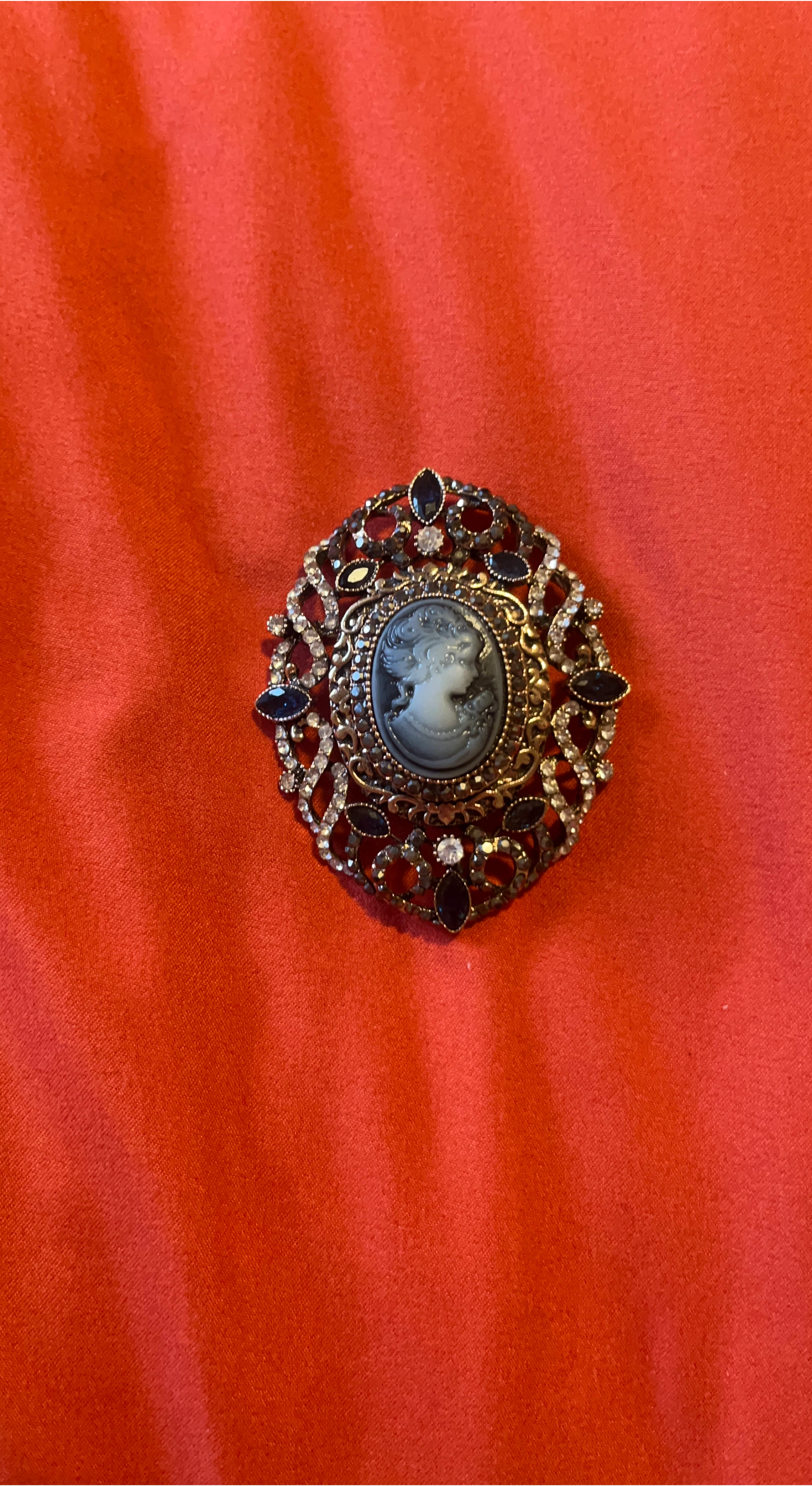 Ornate Cameo Brooch with Rhinestones