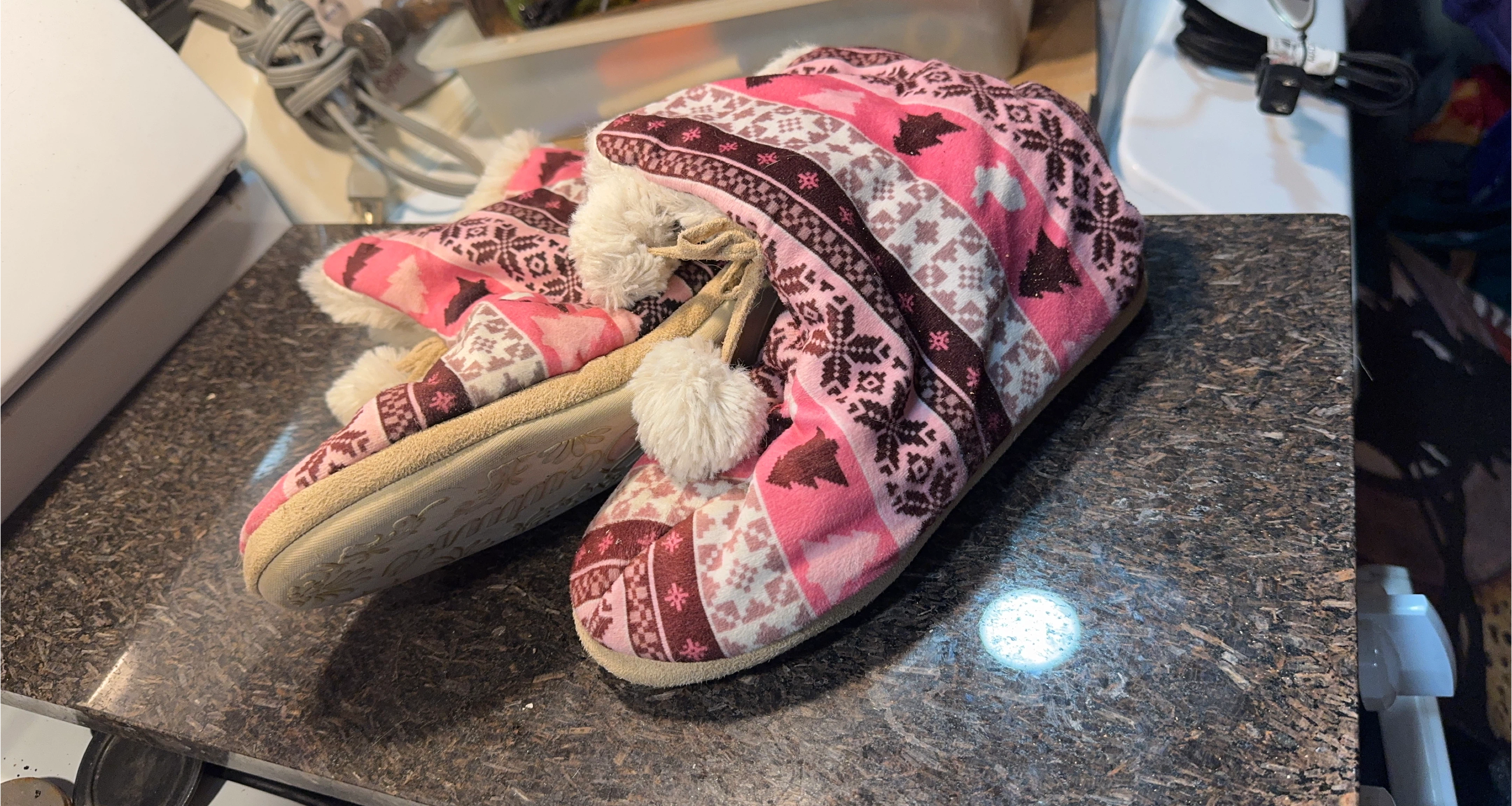 PJ Couture Pink Patterned Fleece Lined Slippers