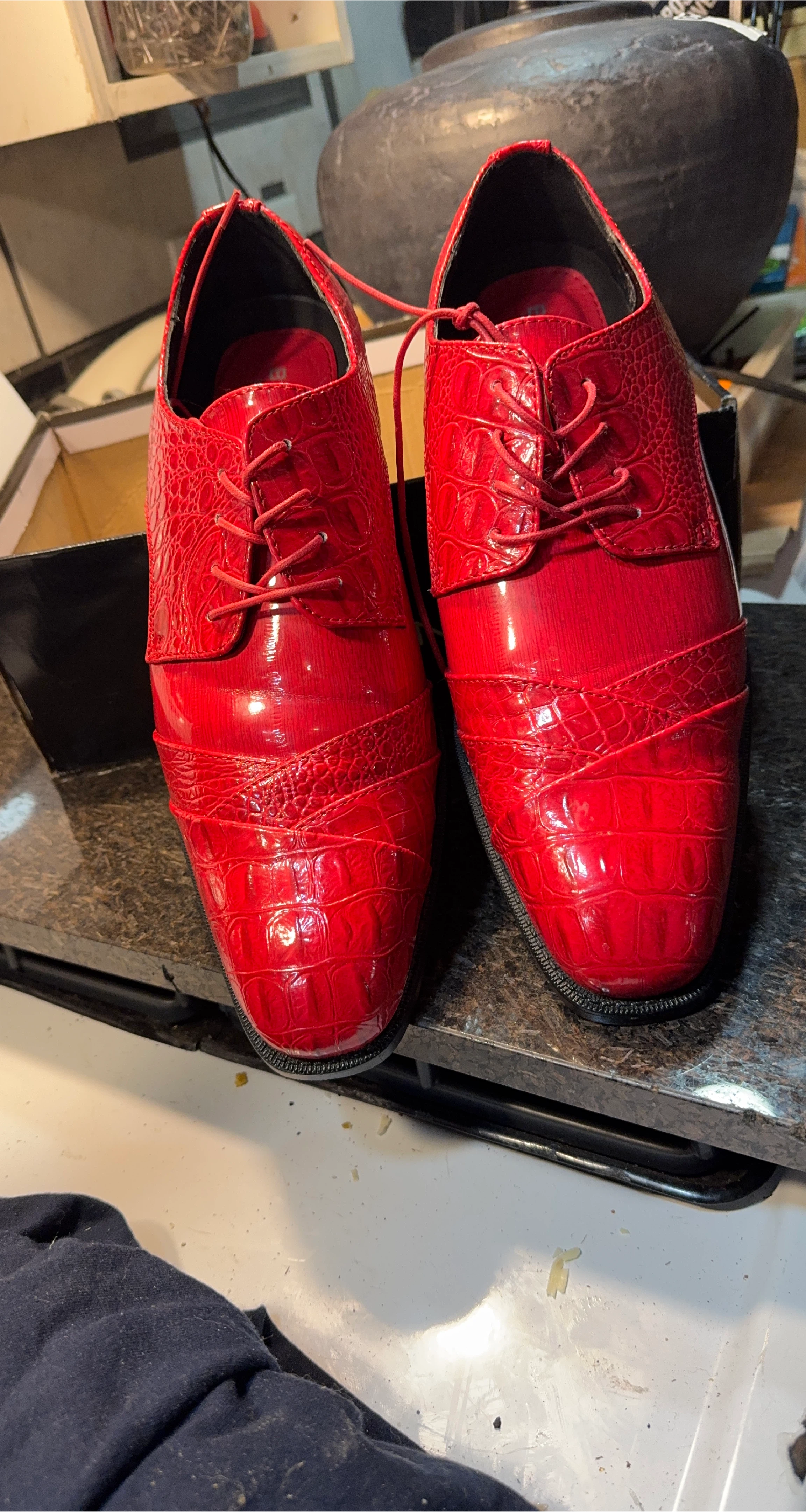 Bolano Men's Red Crocodile Print Dress Shoes Size 12