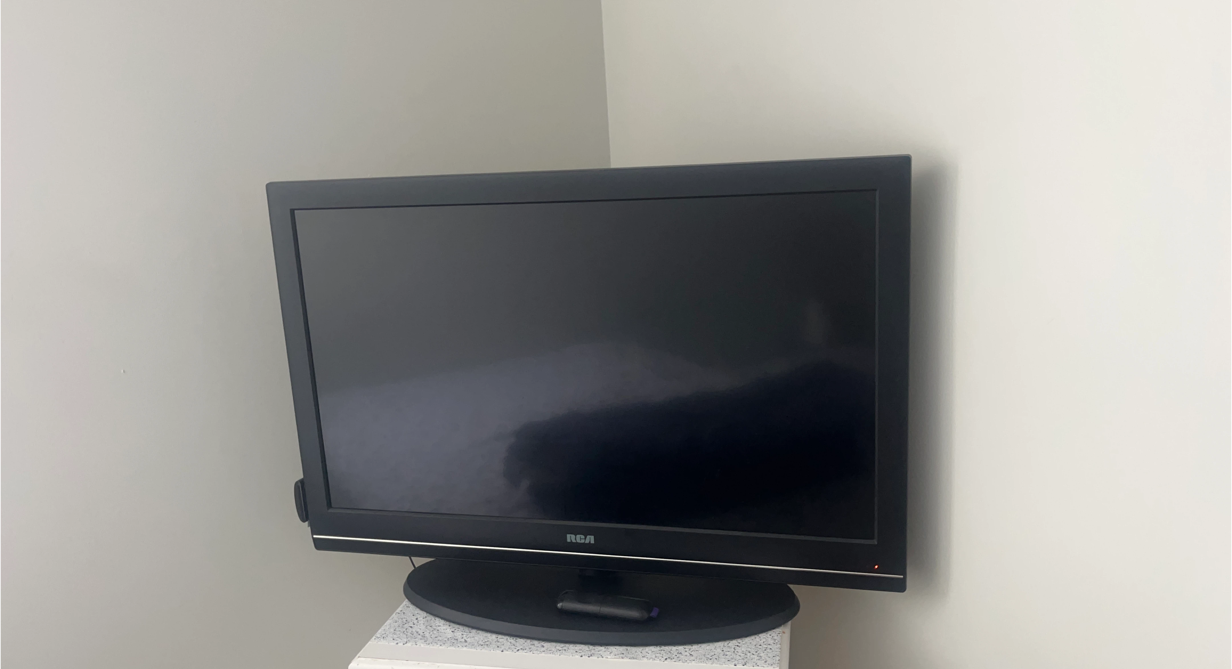 RCA 37” Flat Screen TV