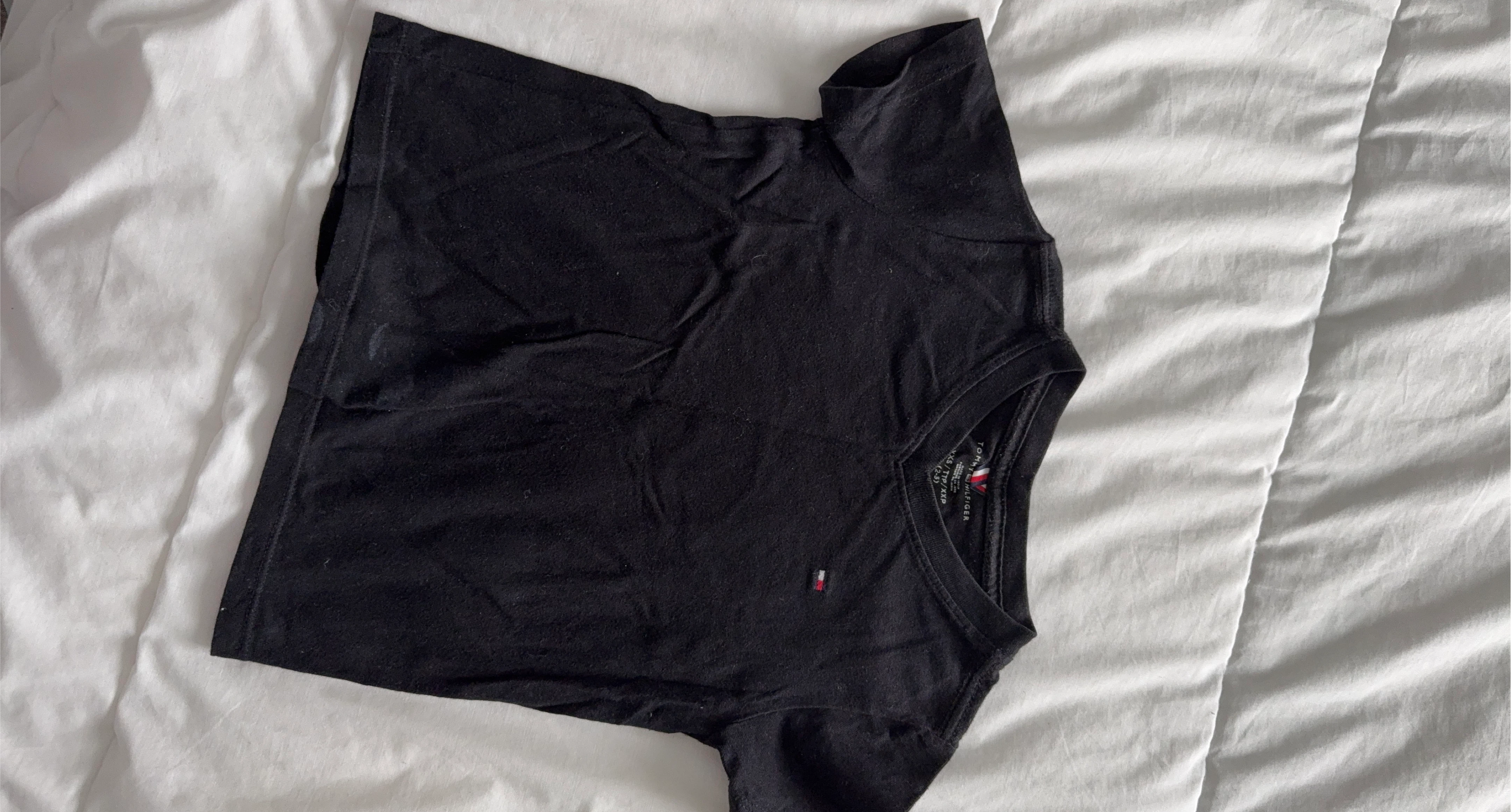 Tommy Hilfiger Black T-Shirt