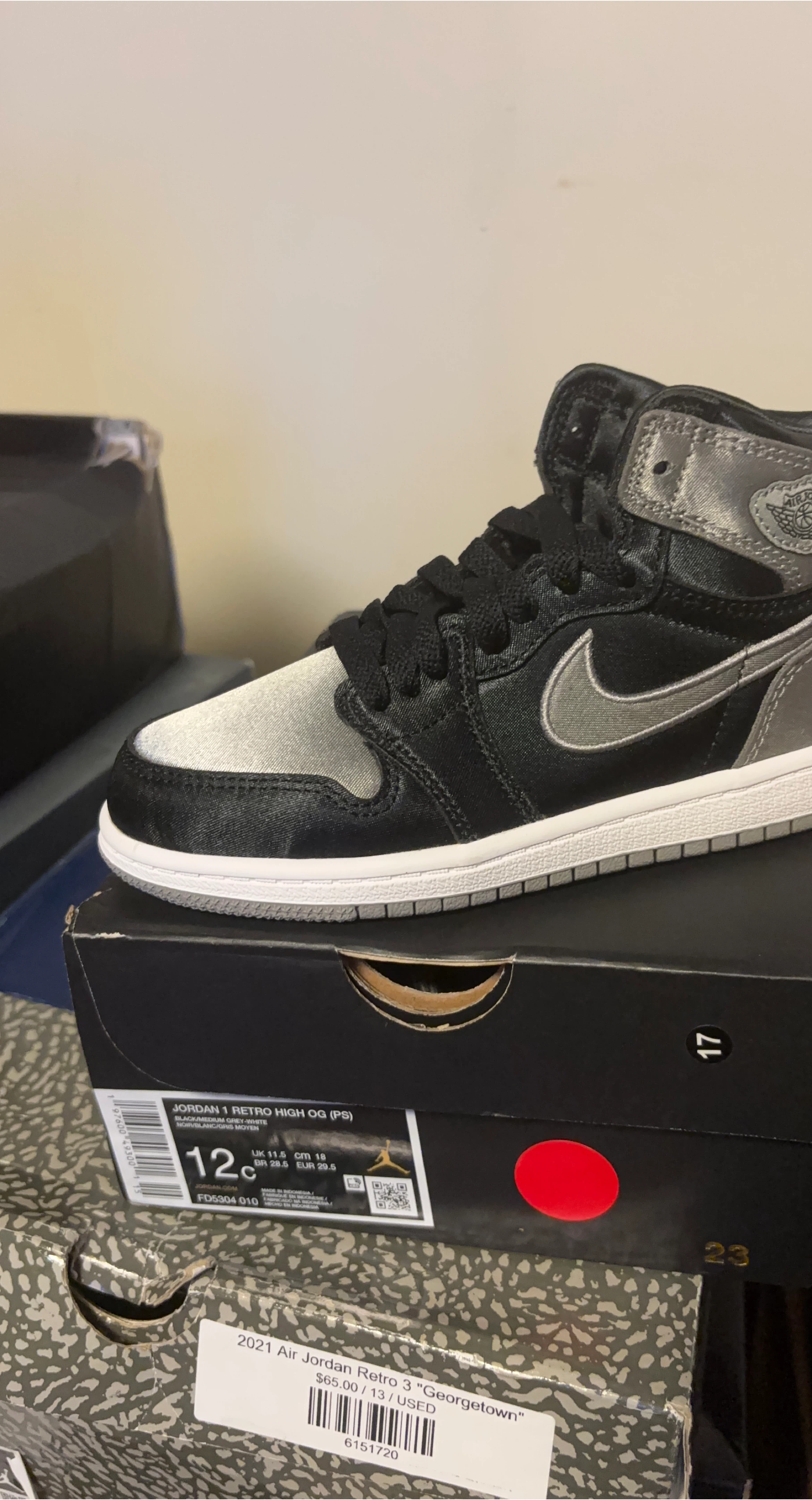Jordan 1 Retro High OG (PS) Black/Medium Grey-White Size 12c
