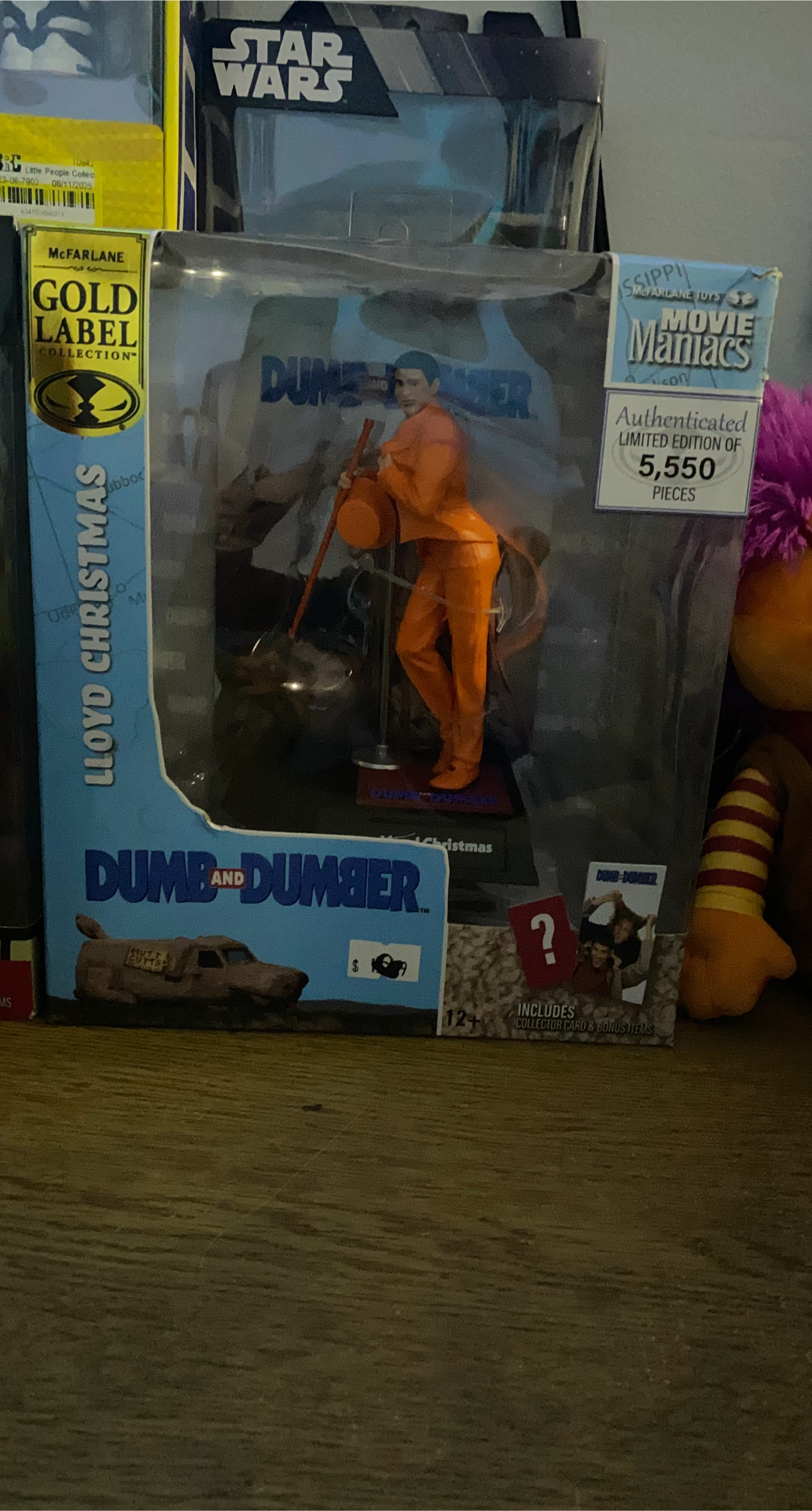 🏆McFarlane Movie Dumb and Dumber Lloyd Christmas Action Figure
