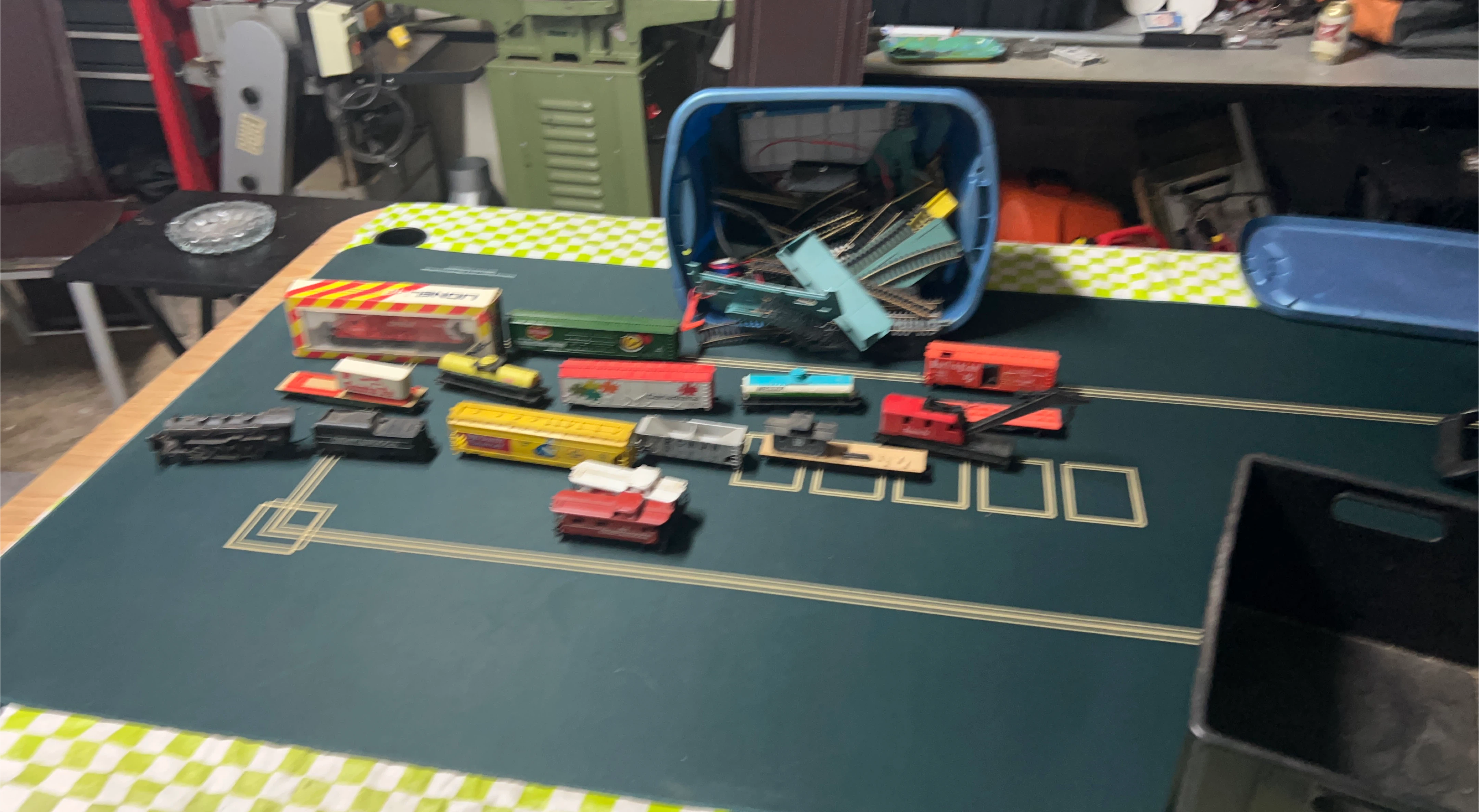 Lionel Train Cars and Track Set
