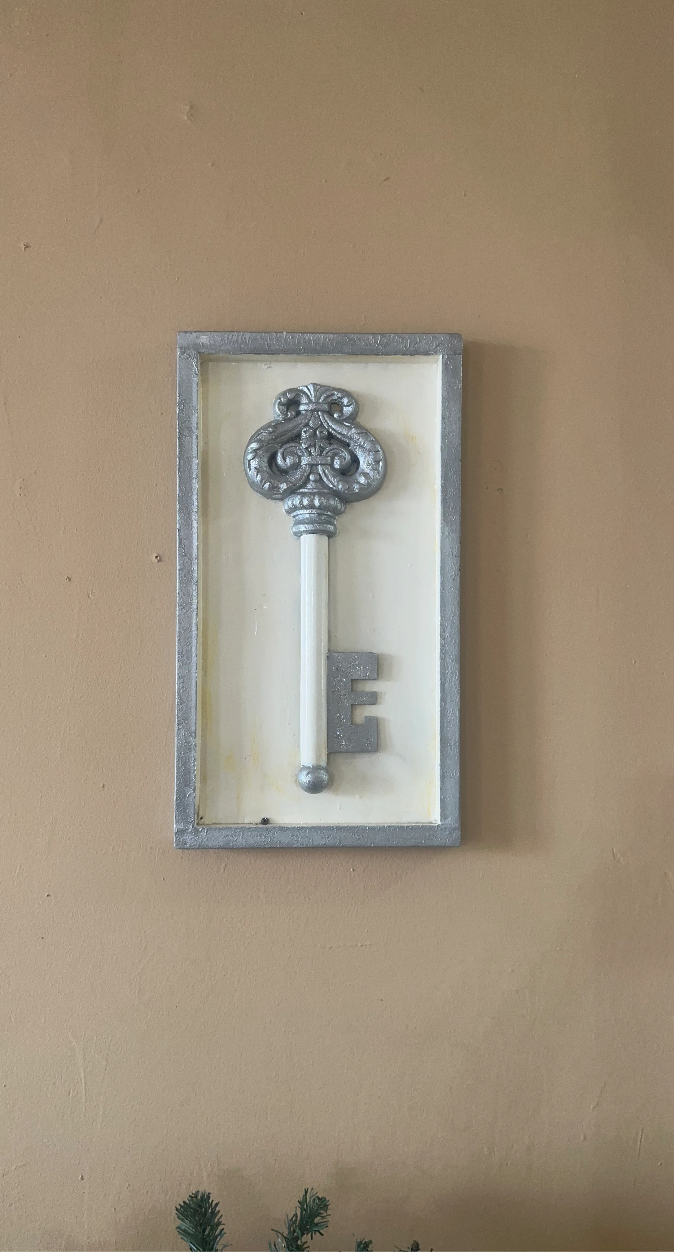 2Decorative Key Wall Art
