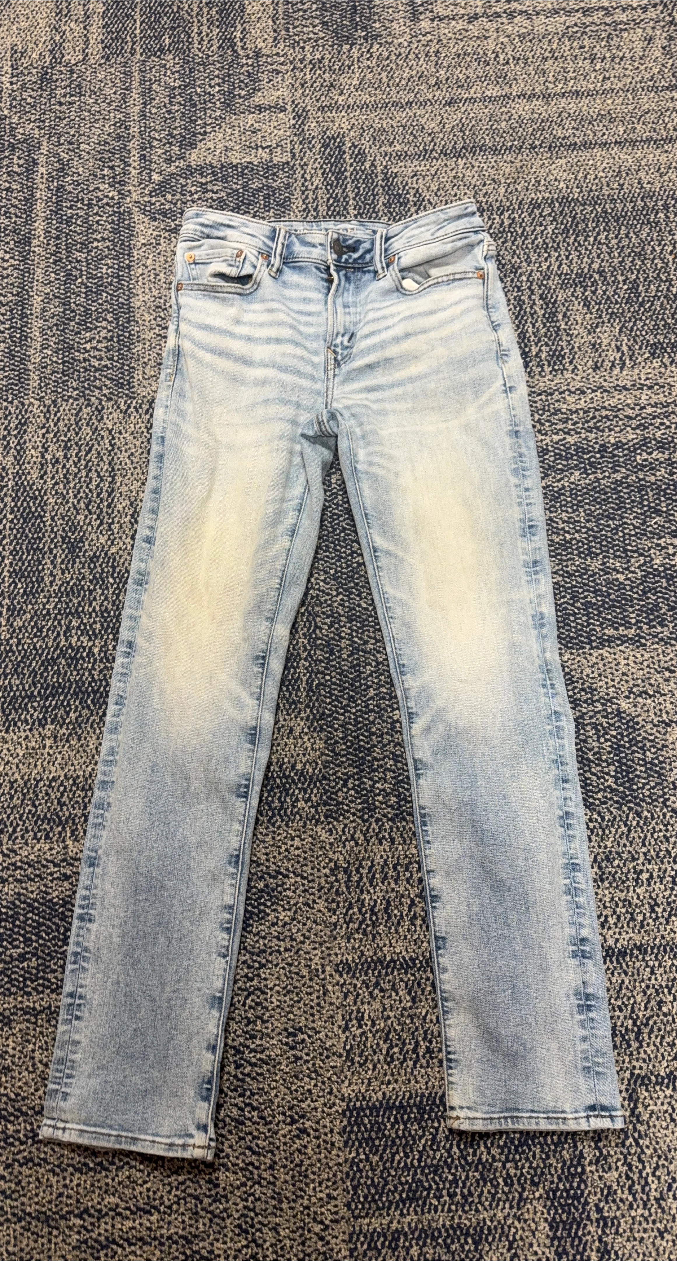 American Eagle Slim Straight Jeans - Size 30x32