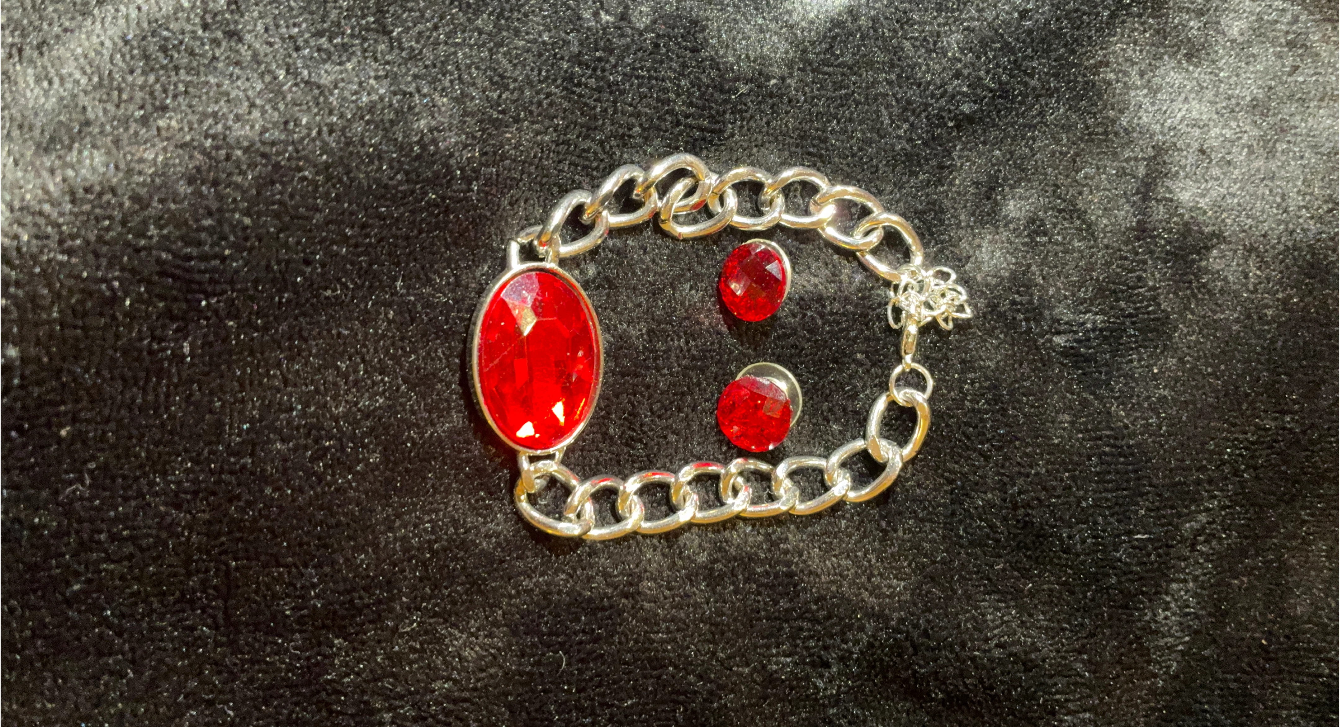 Fashion Jewelry -  Bracelet and Earrings Set