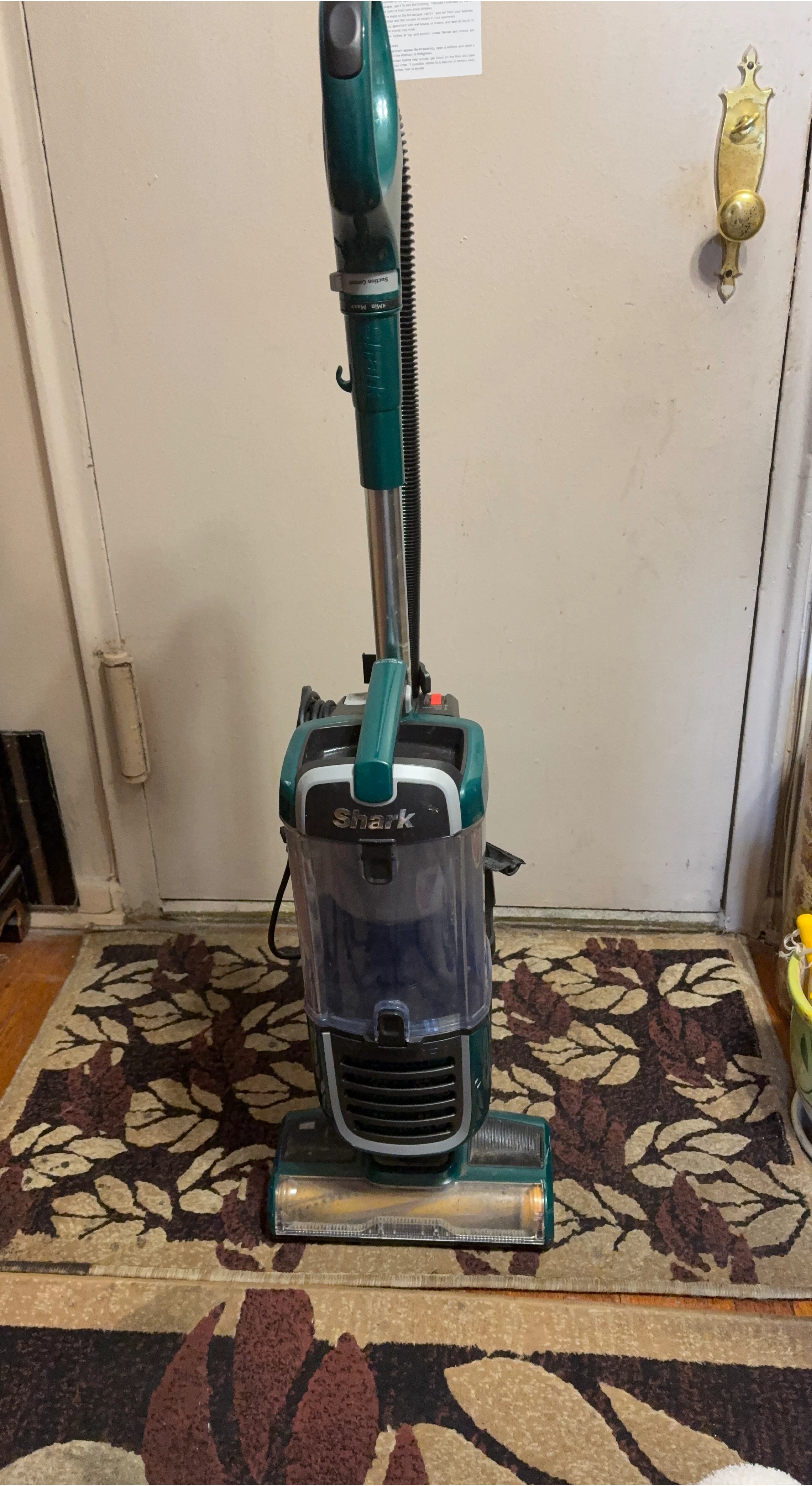 Shark Upright Vacuum Cleaner