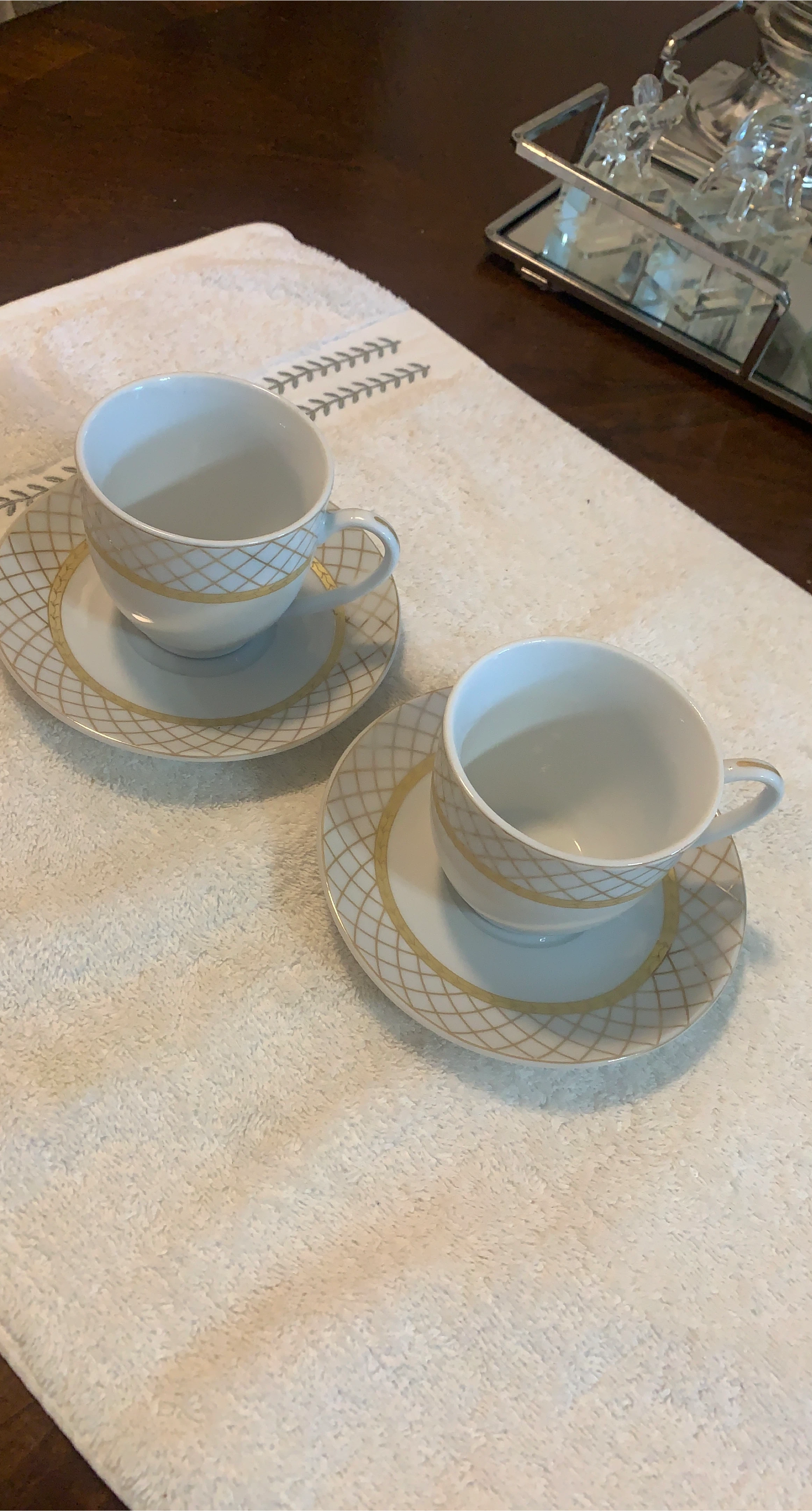 Set of 2 White & Gold Teacups with Saucers