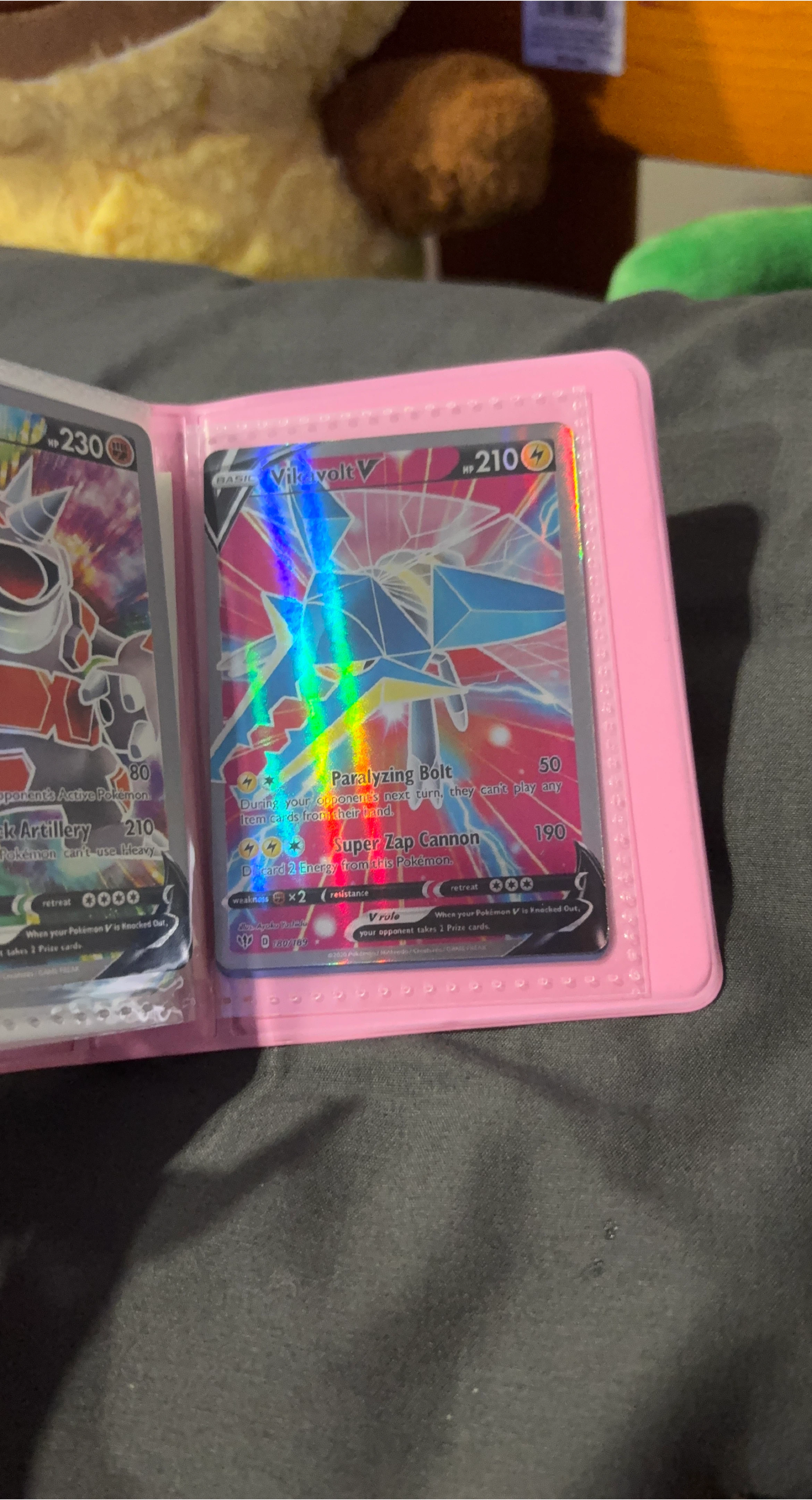 Pokemon V rule Vikavolt V Trading Card