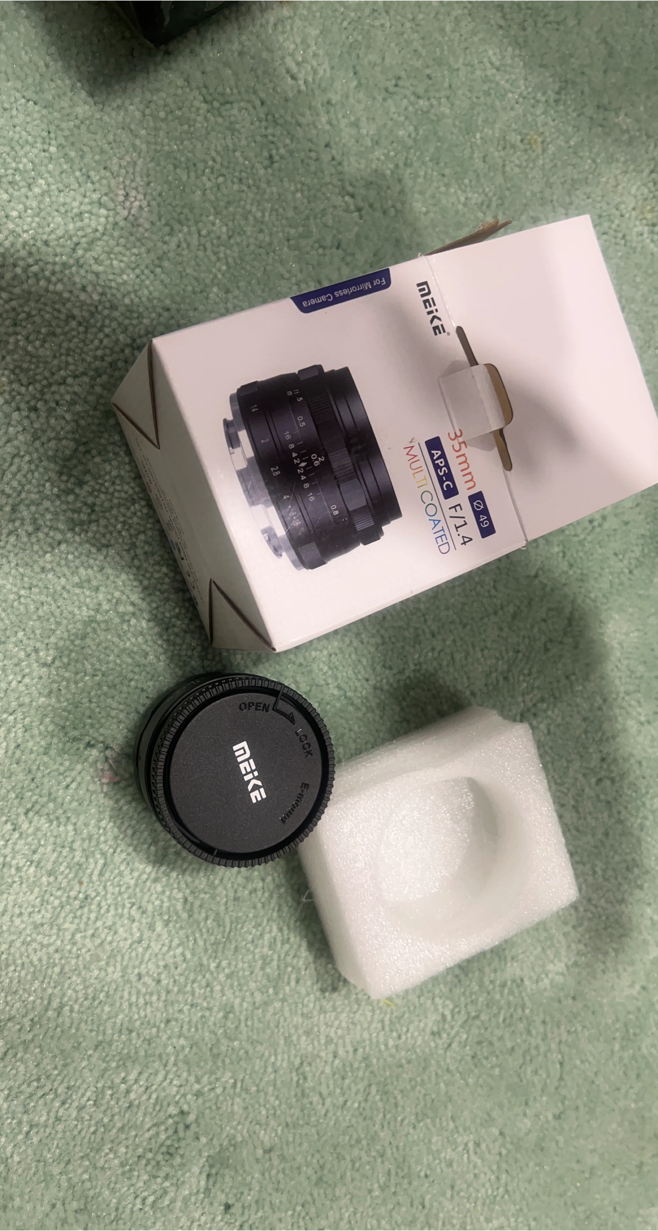 Meike 35mm F1.4 APS-C Multi-Coated Lens for Mirrorless Camera