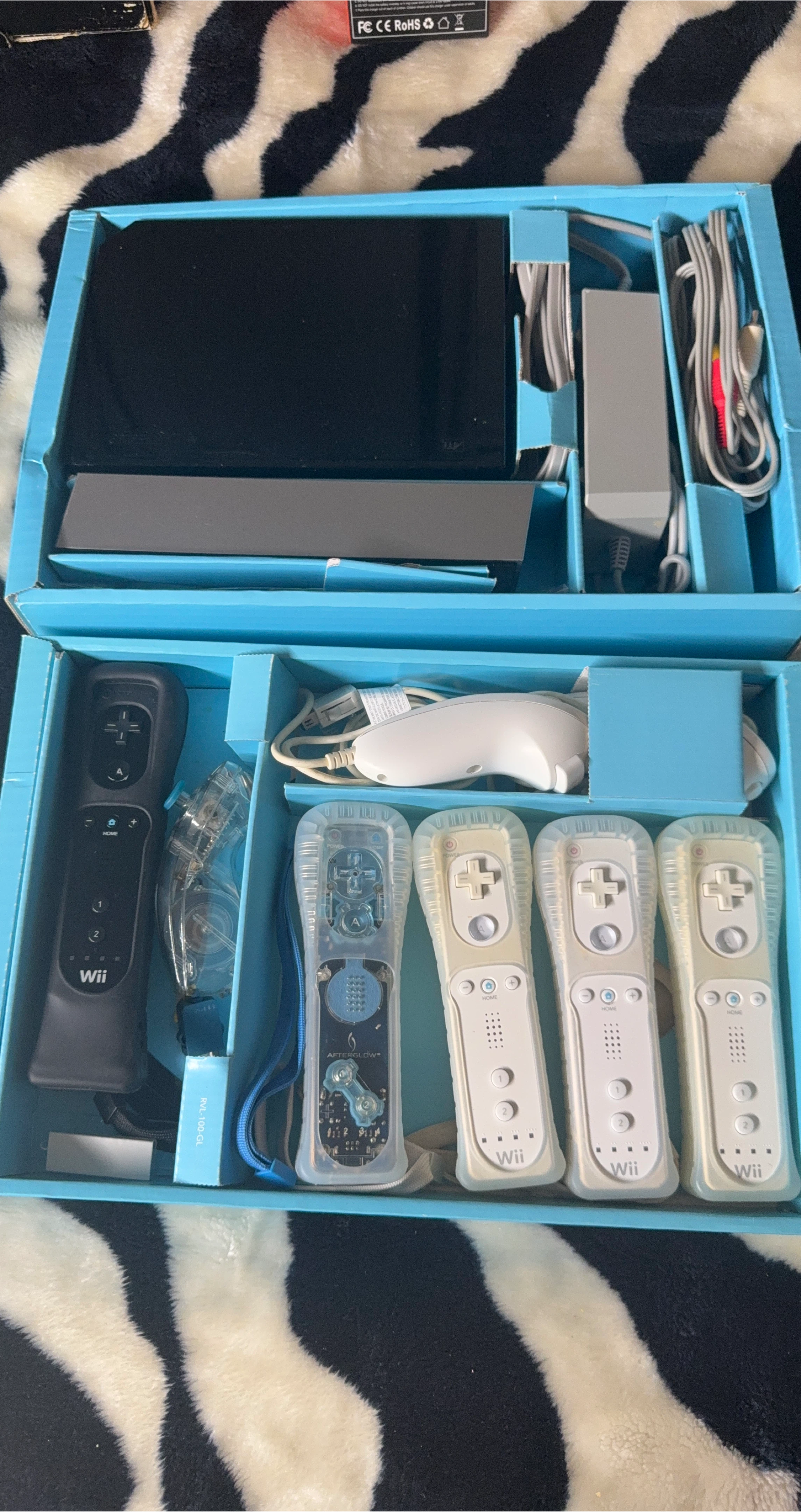 Nintendo Wii Fit Bundle with Balance Board and Controllers