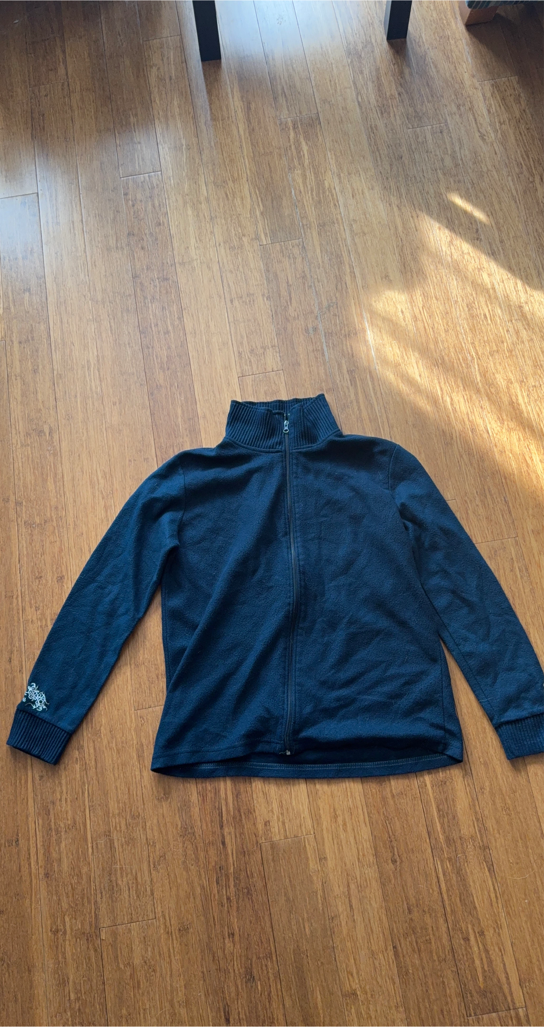 Zip-Up sweater