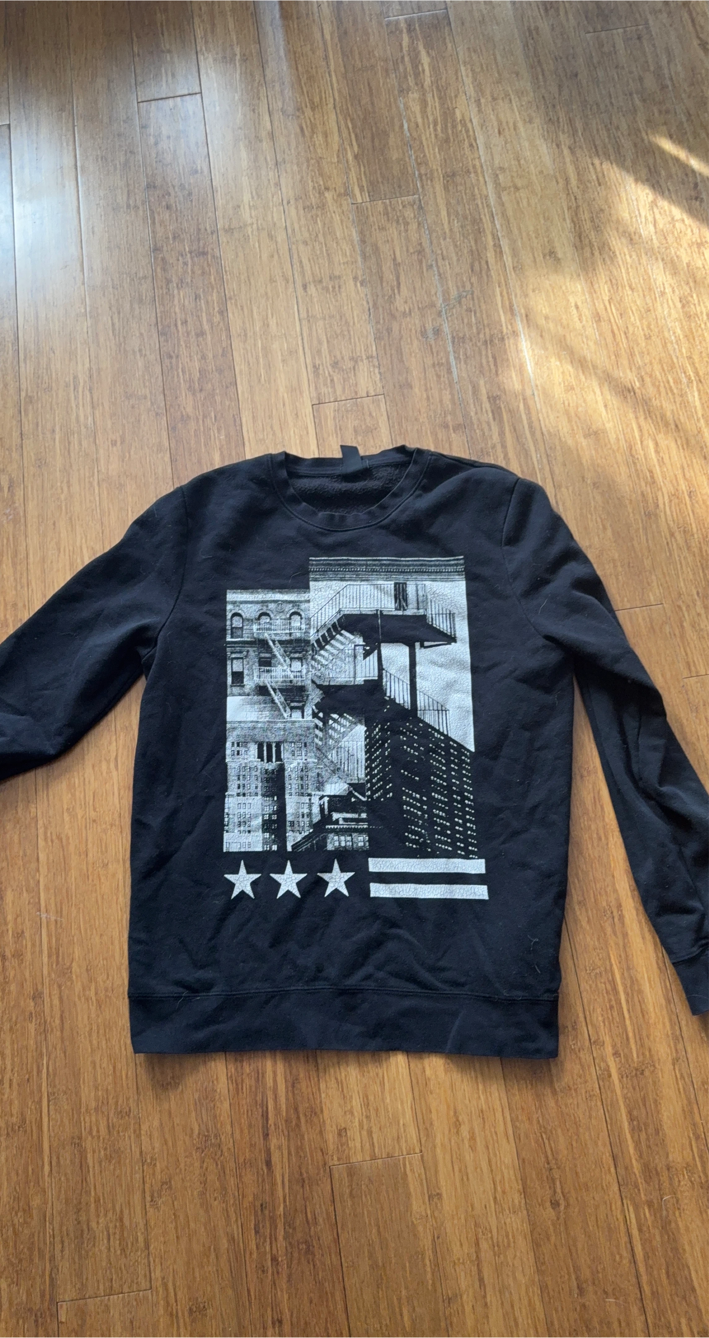 Black graphic crewneck sweatshirt