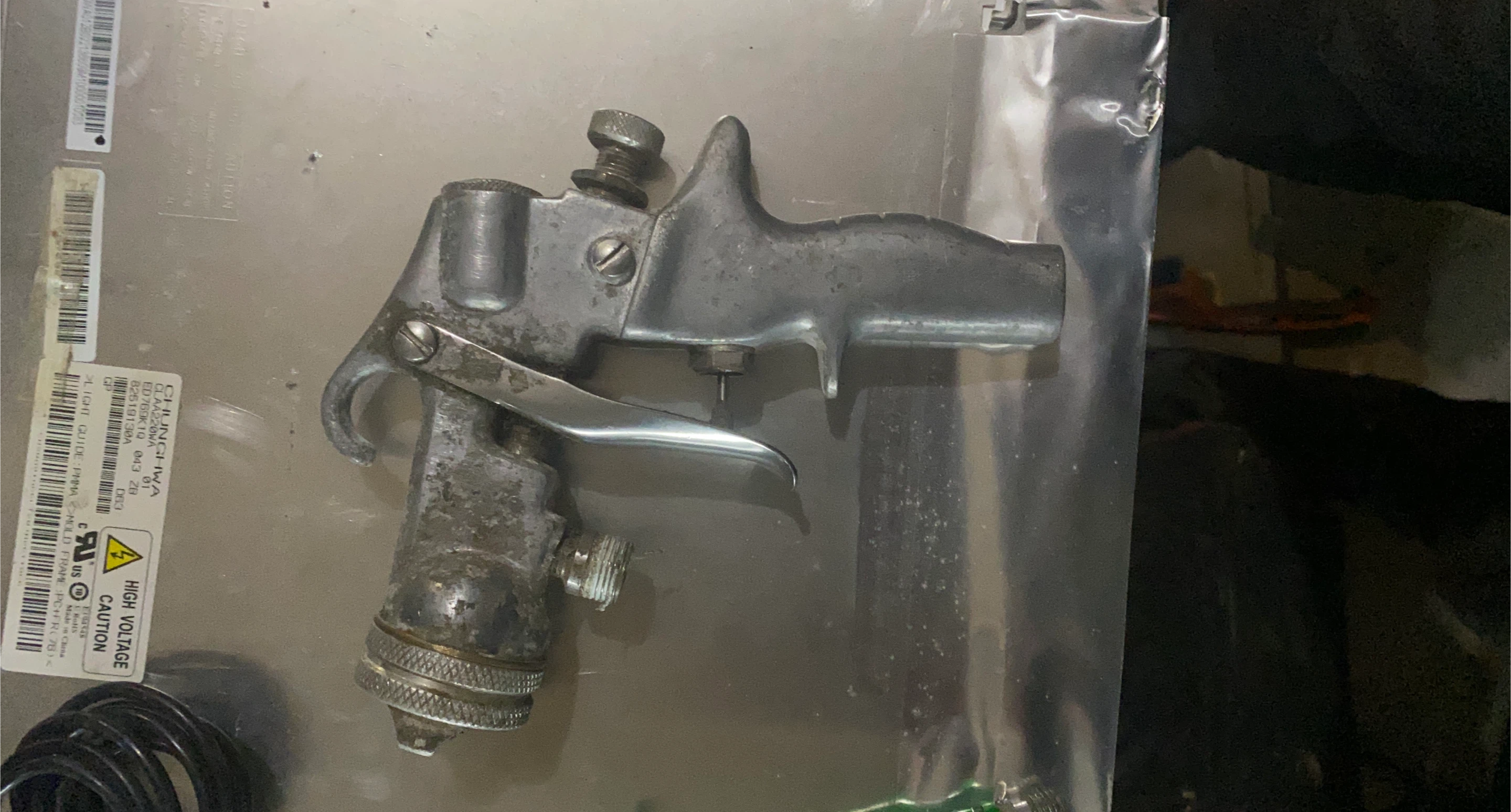 GravitySpray Gun