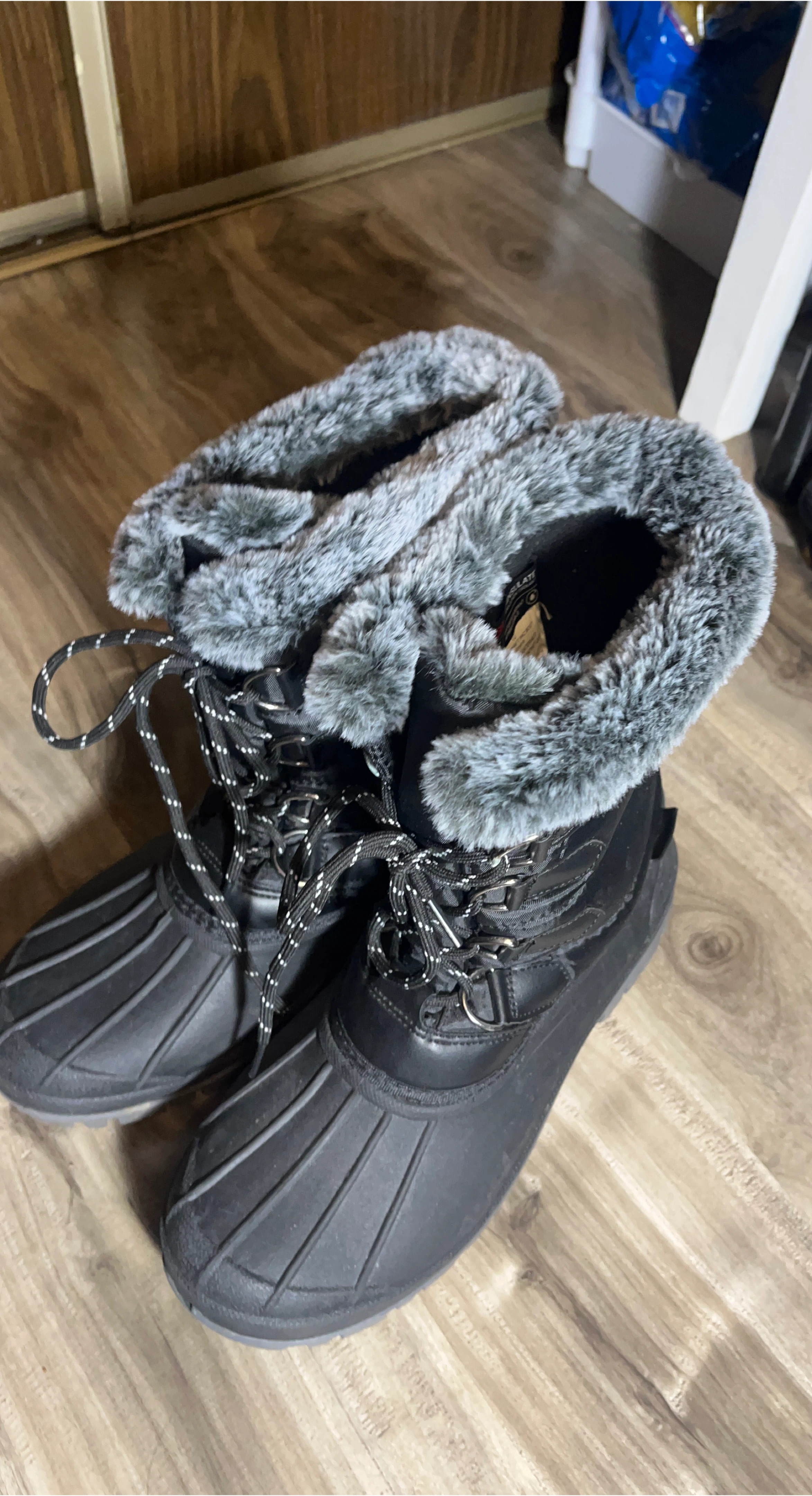 Black 3M Thinsulate Winter Boots Size 10