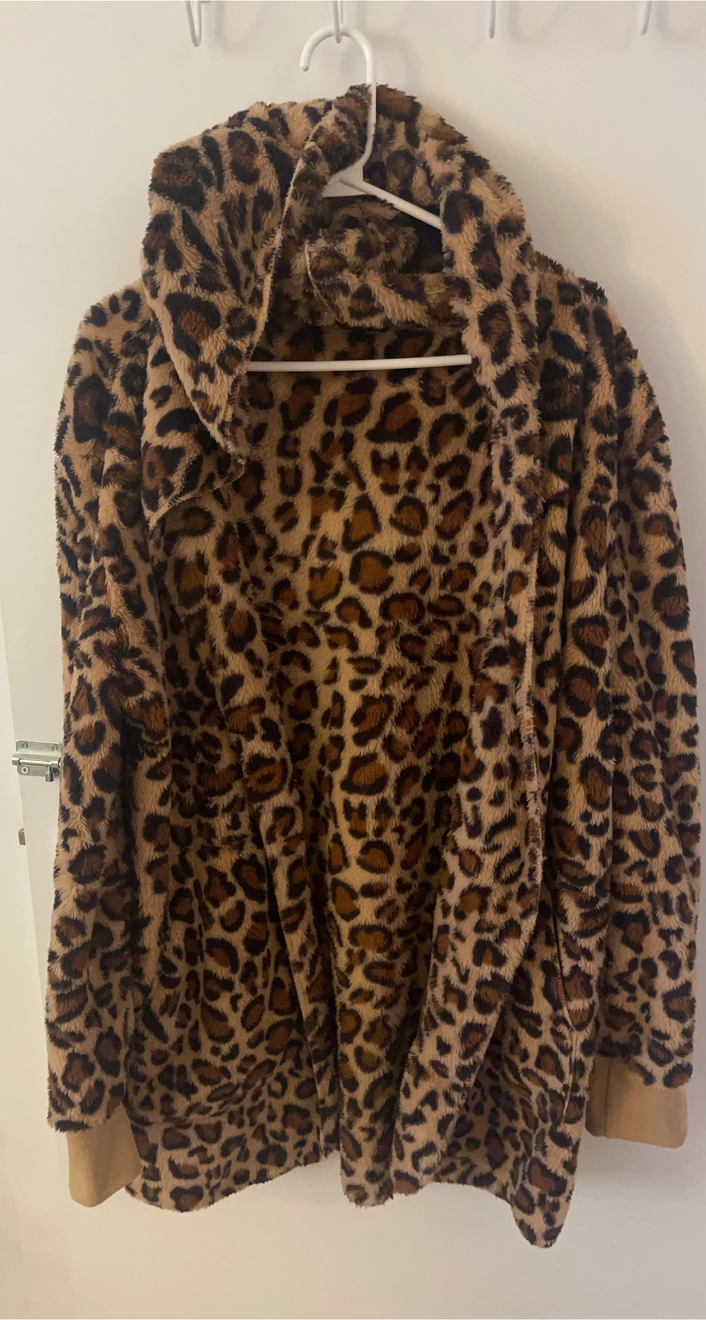ZILCREMO Leopard Print Fuzzy Hoodie - Size XL