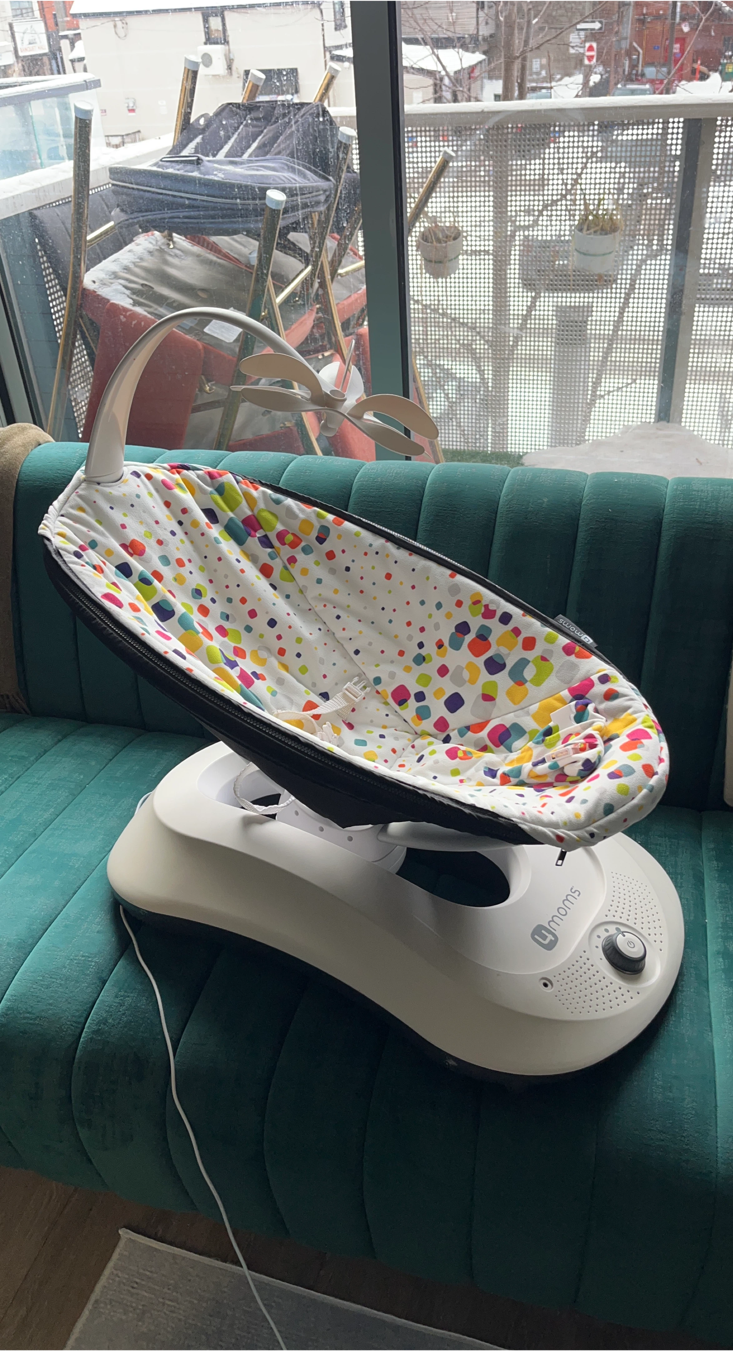 4moms rockaRoo infant seat