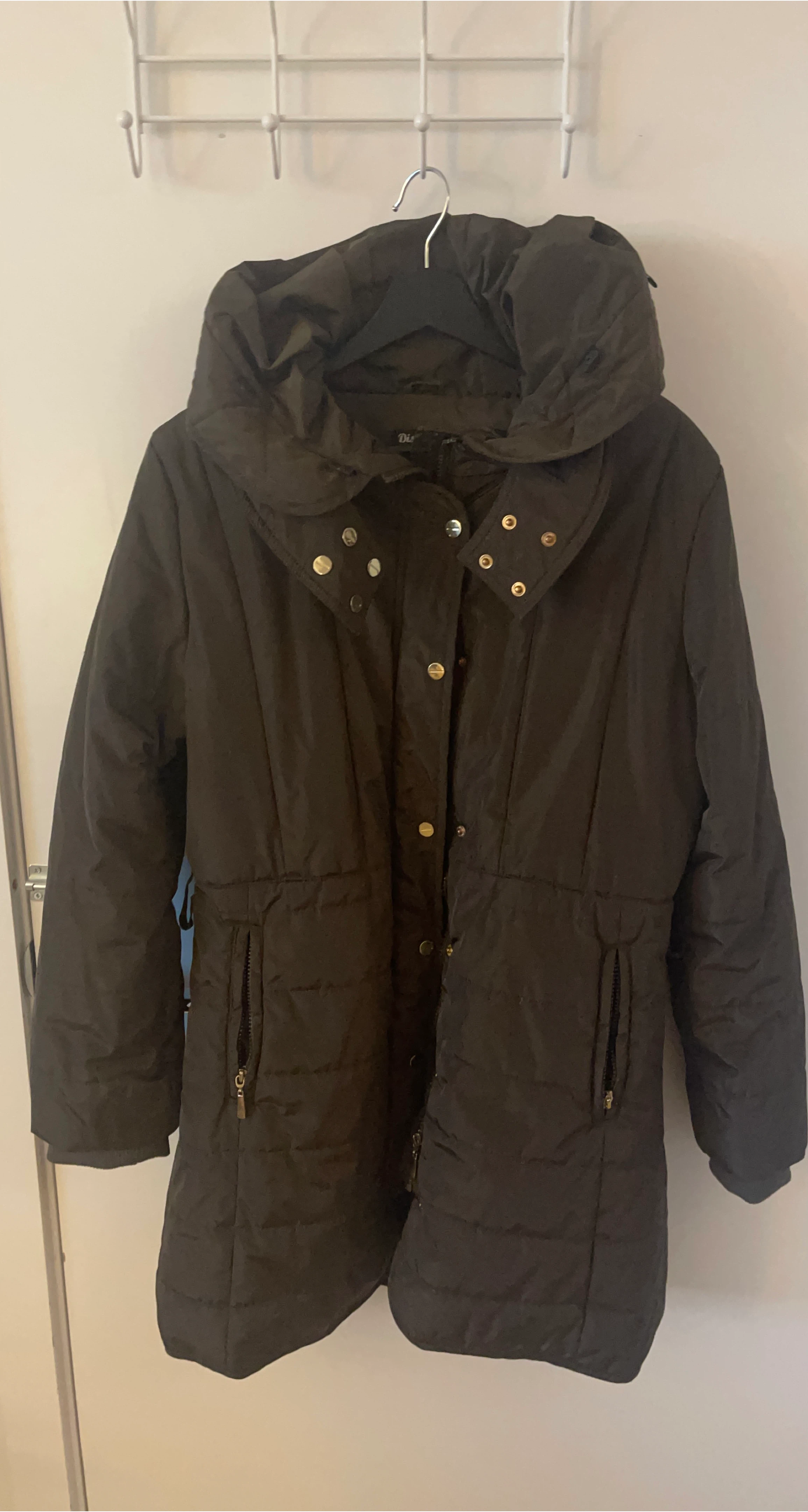 District 77 Puffer Coat - Olive Green - Size G/L